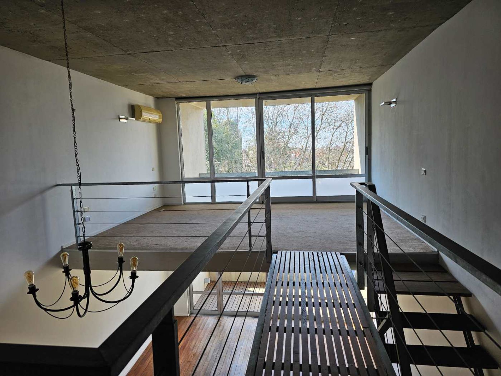 Casa 5 Ambientes Martinez. Jardin Quincho Pileta
