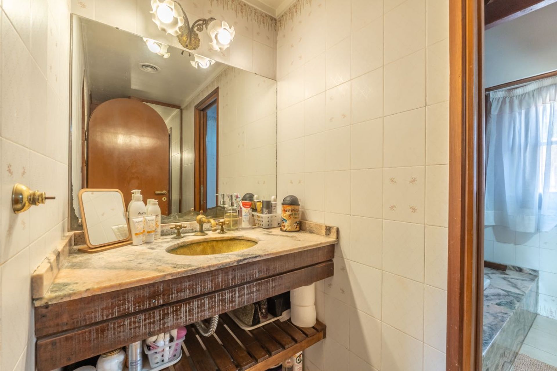Casa 5 Ambientes Martinez. Jardin Quincho Pileta