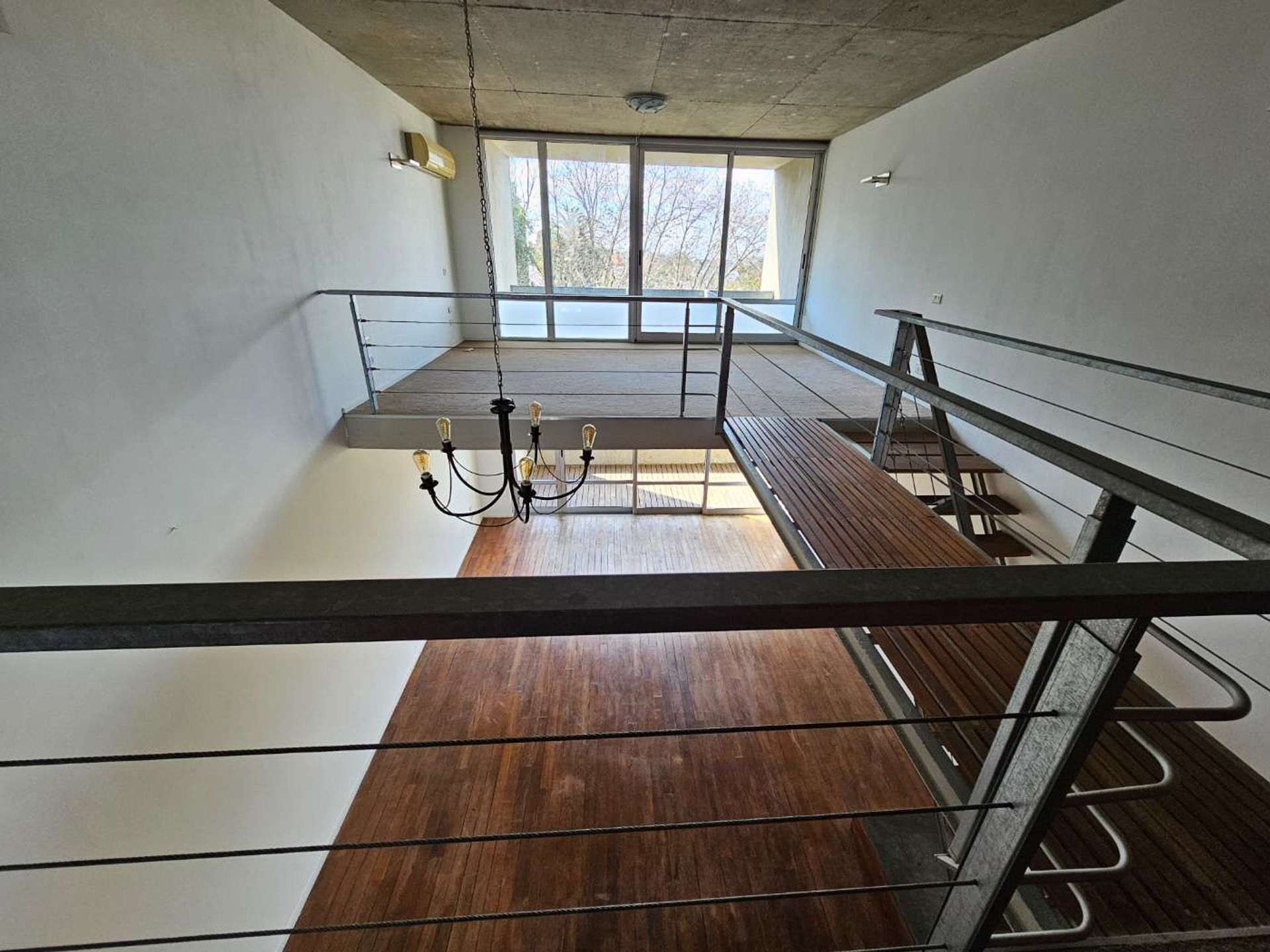 Casa 5 Ambientes Martinez. Jardin Quincho Pileta