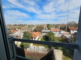 4-Room House, Garden, Pool, BBQ Area Martinez