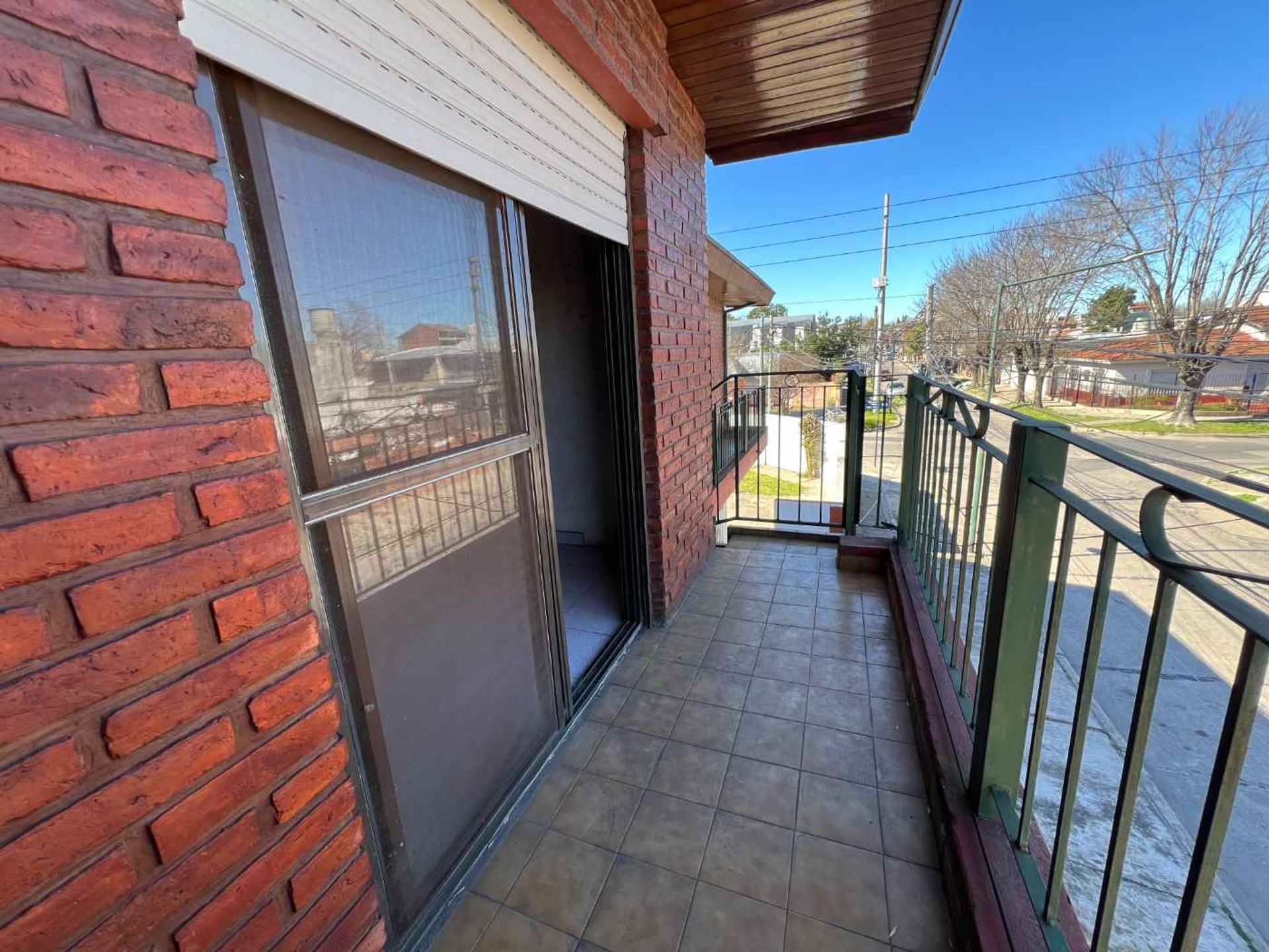 Alquiler Casa Multifamiliar En Boulogne Con Jardin