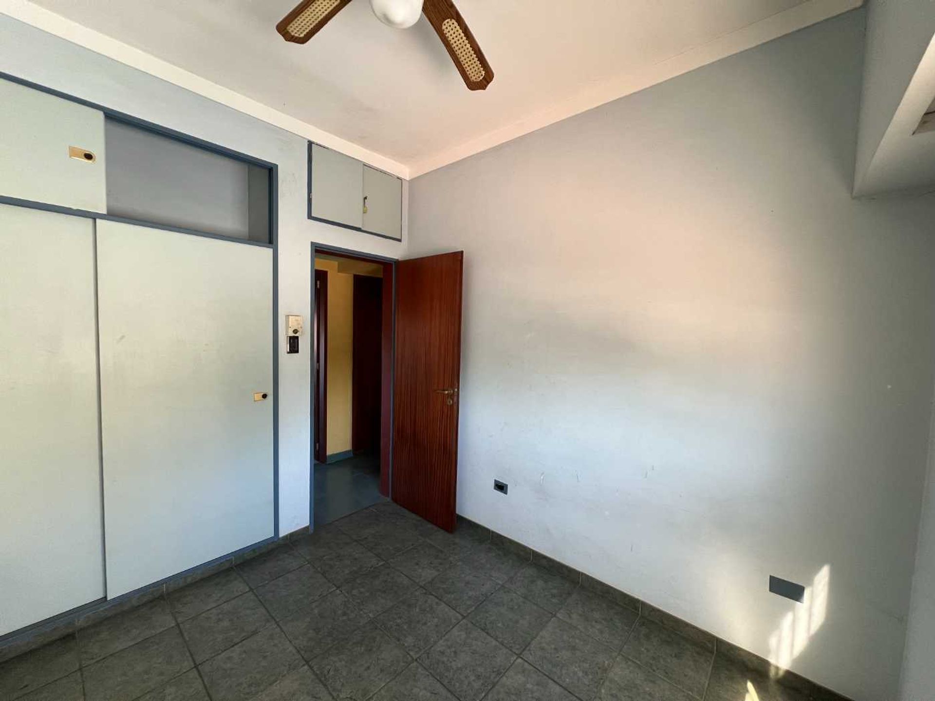 Alquiler Casa Multifamiliar En Boulogne Con Jardin