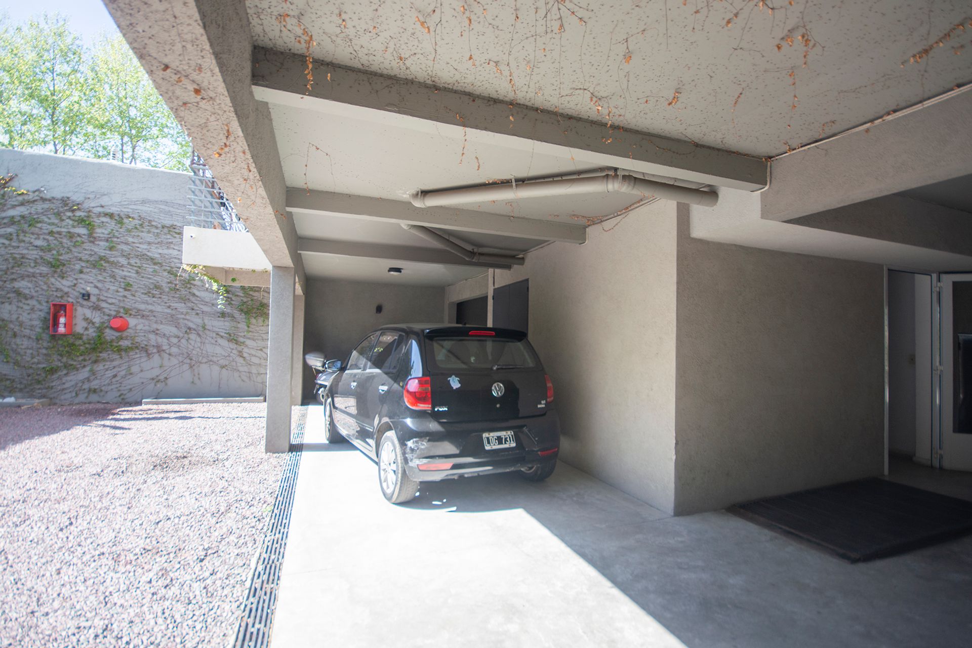 Venta 2 Amb Con Doble Balcon Y Cochera En Victoria