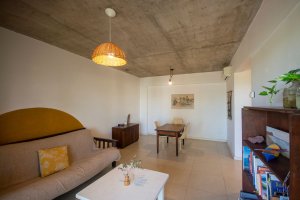 Venta 2 Amb Con Doble Balcon Y Cochera En Victoria