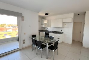 Sale: Ground Floor House, Olivos