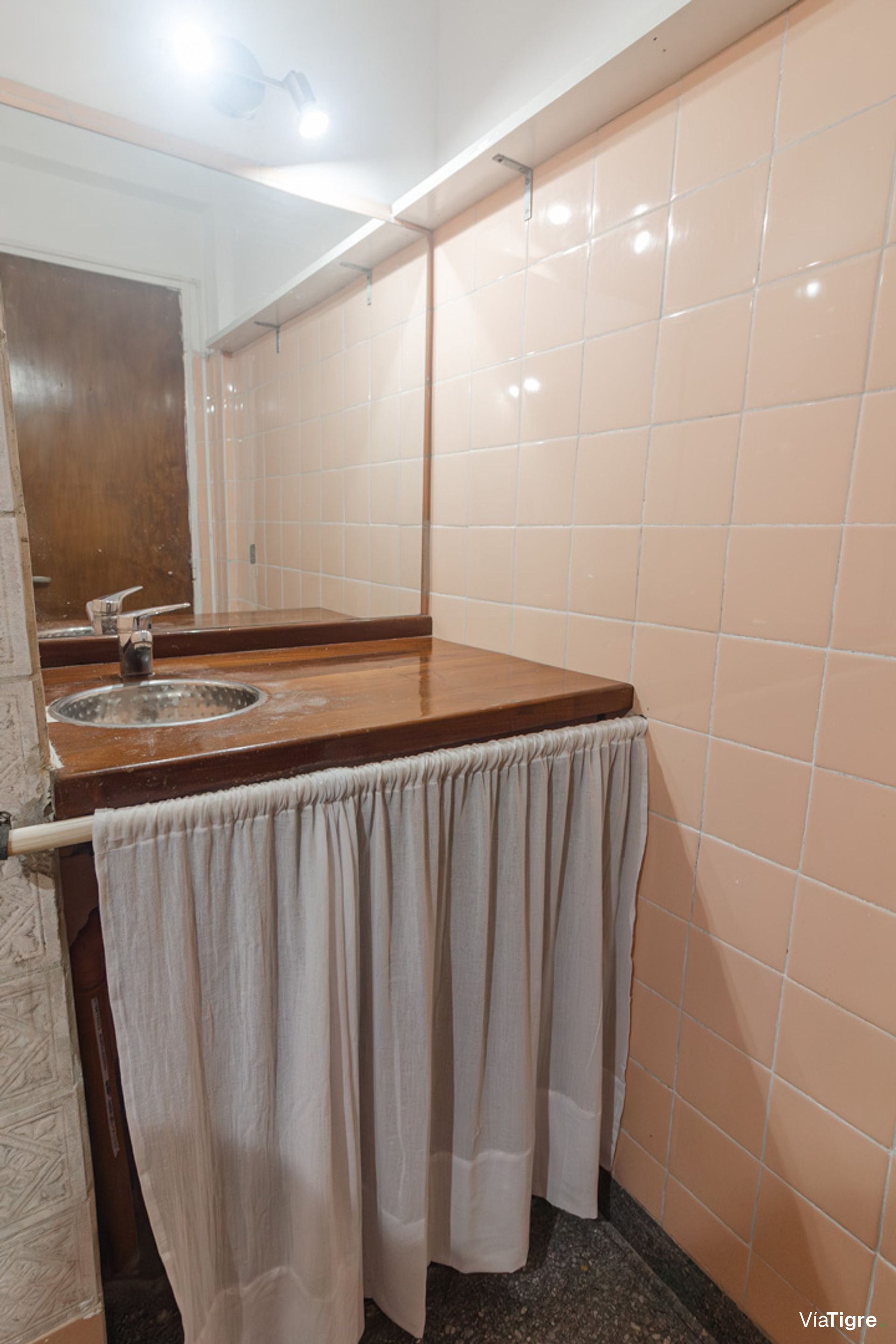 Venta Dpto San Isidro Monoamb Impecable Exc Ubic.