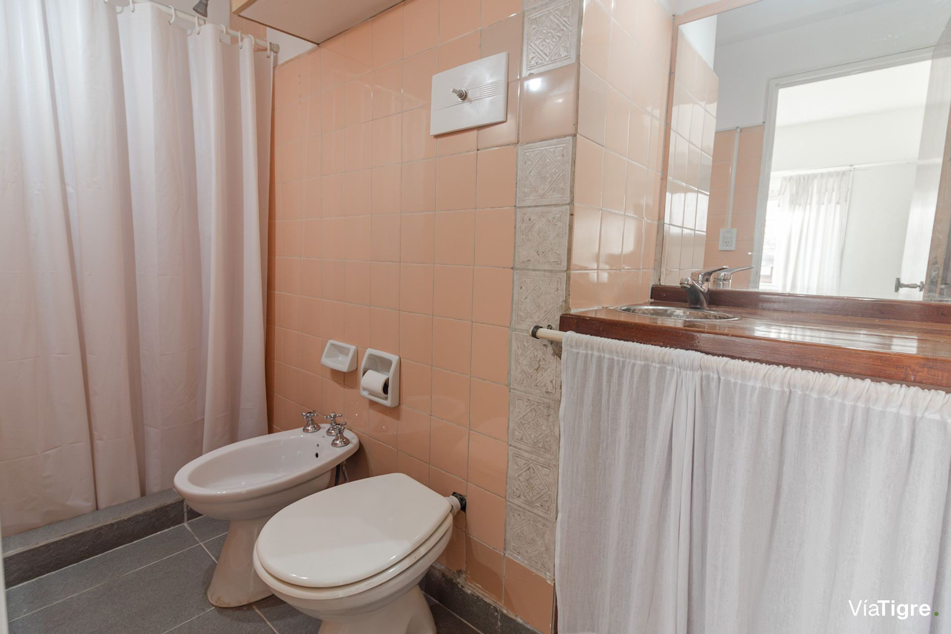 Venta Dpto San Isidro Monoamb Impecable Exc Ubic.