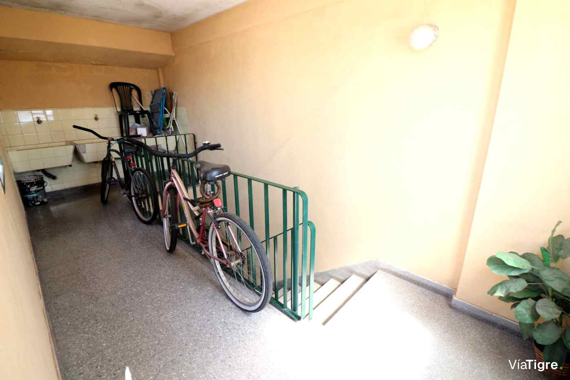 Venta Dpto San Isidro Monoamb Impecable Exc Ubic.