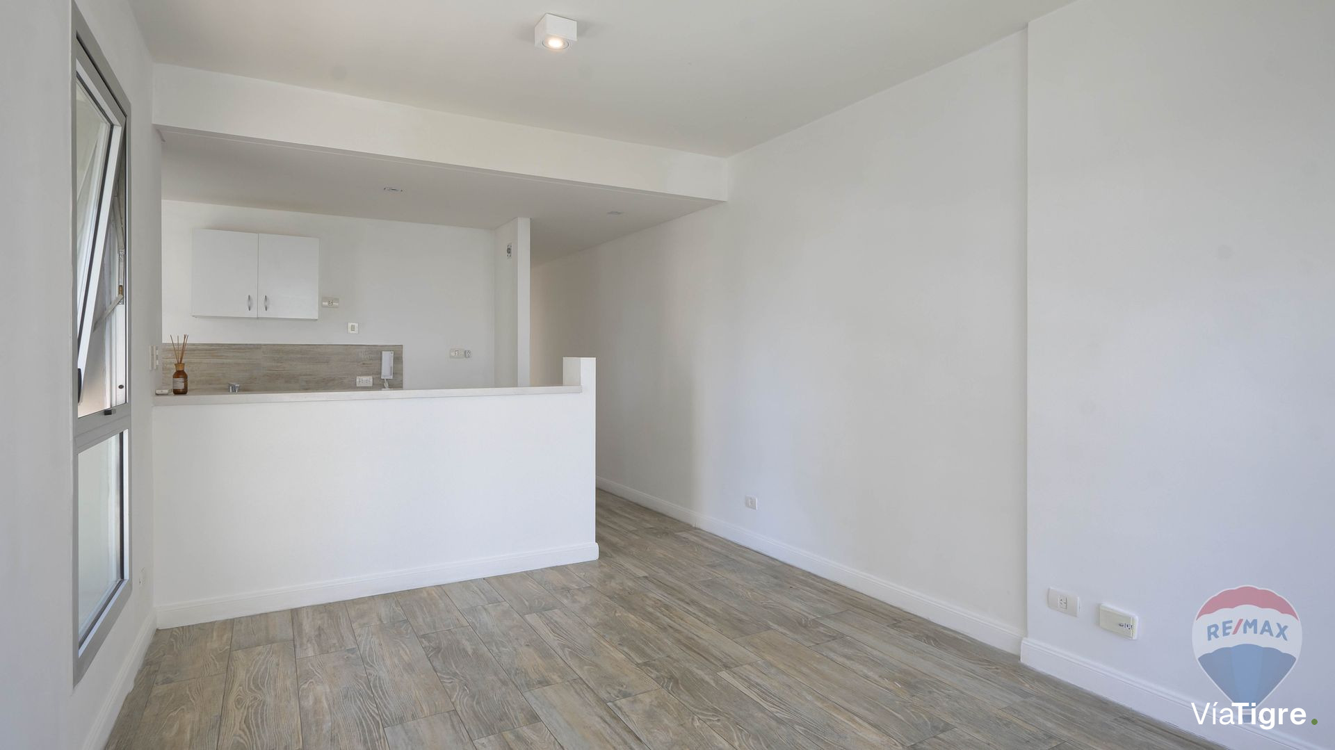 Vende 2 amb piso 3 Brickell Tigre Torre Road