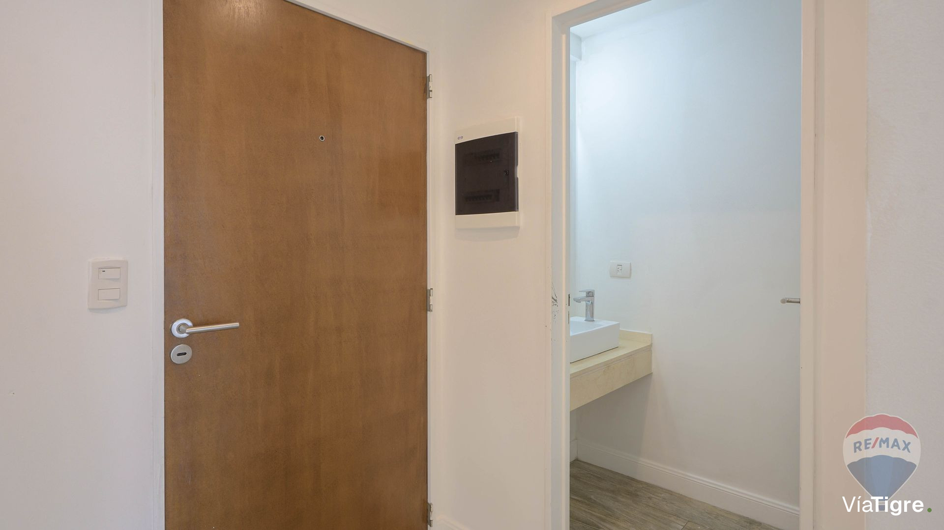 Vende 2 amb piso 3 Brickell Tigre Torre Road