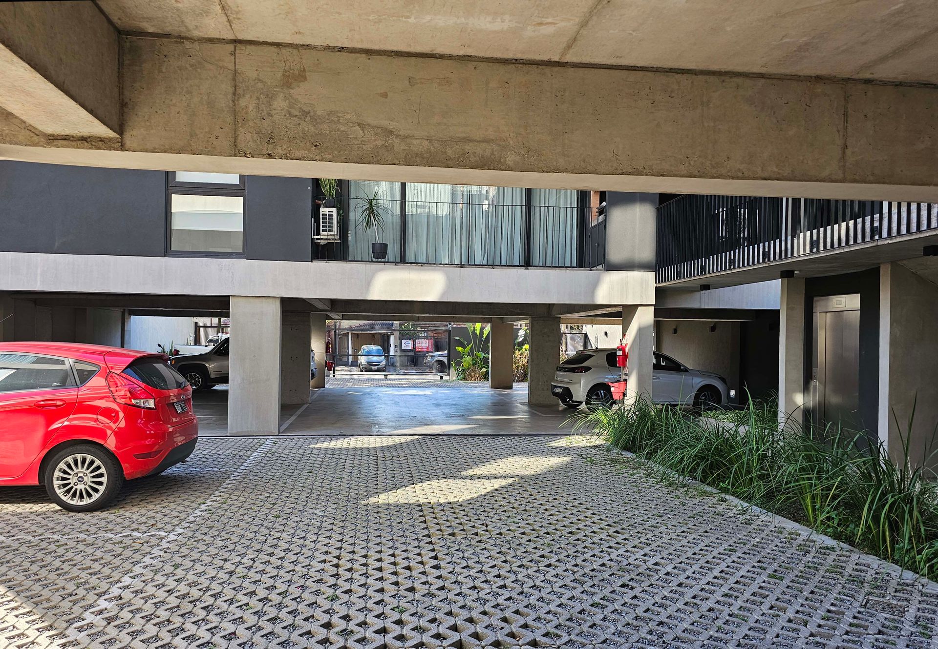 Alquiler Depto 2 amb c/muebles y cochera, Florida