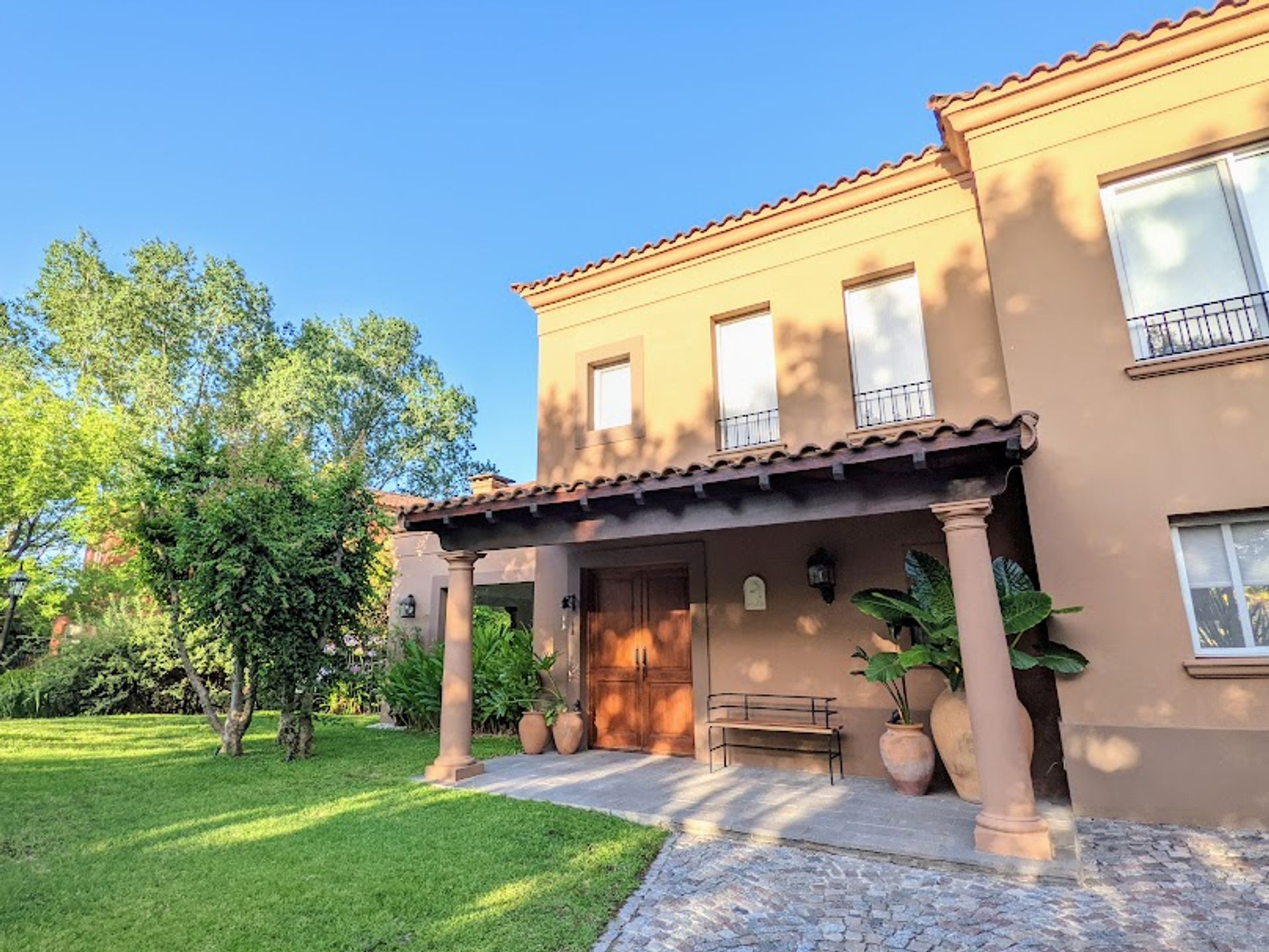 Casa venta 6 amb Beccar cochera Acepta Permuta