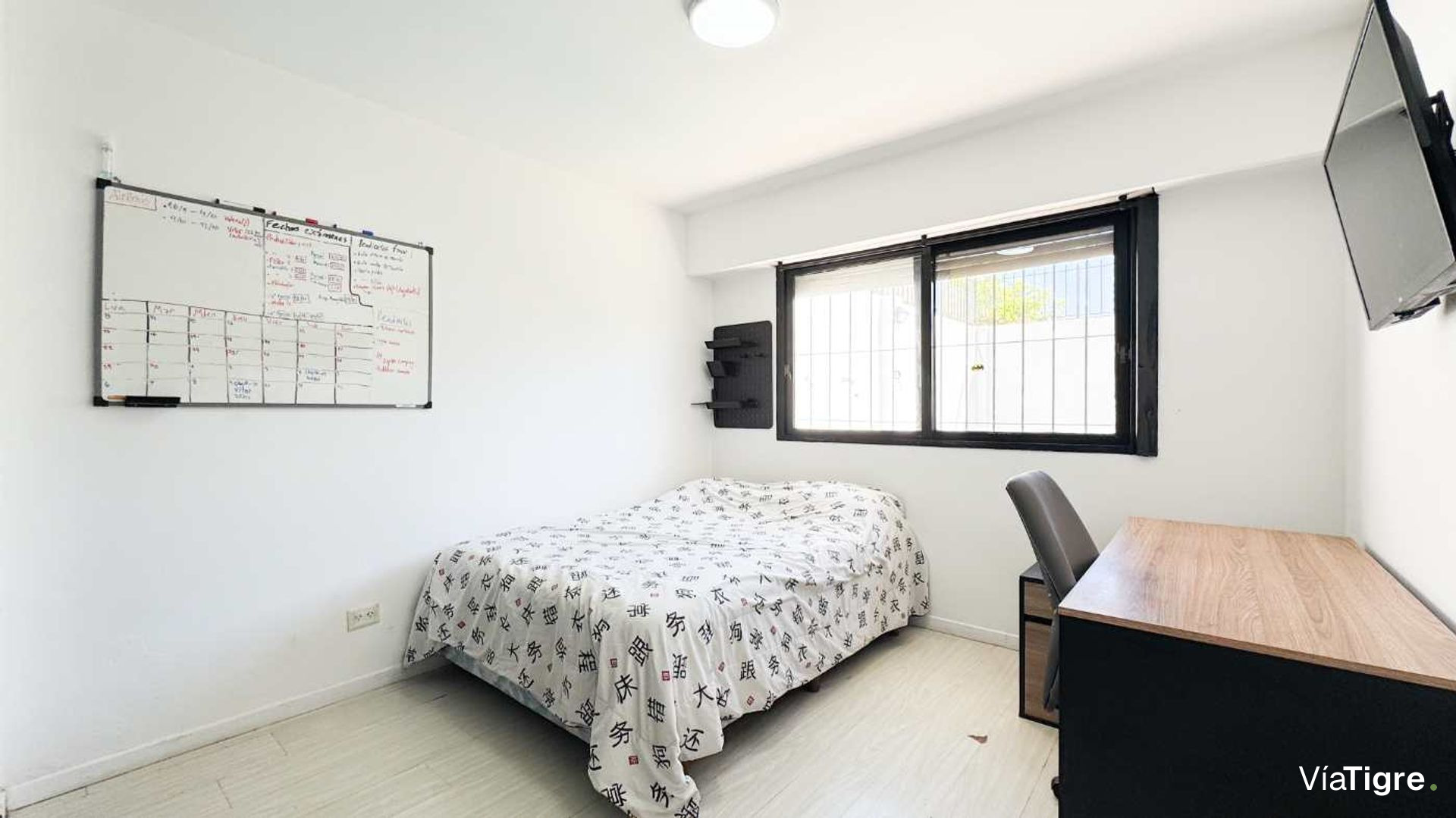 Venta Casa 4 Amb. Con Cochera Y Pileta En Olivos