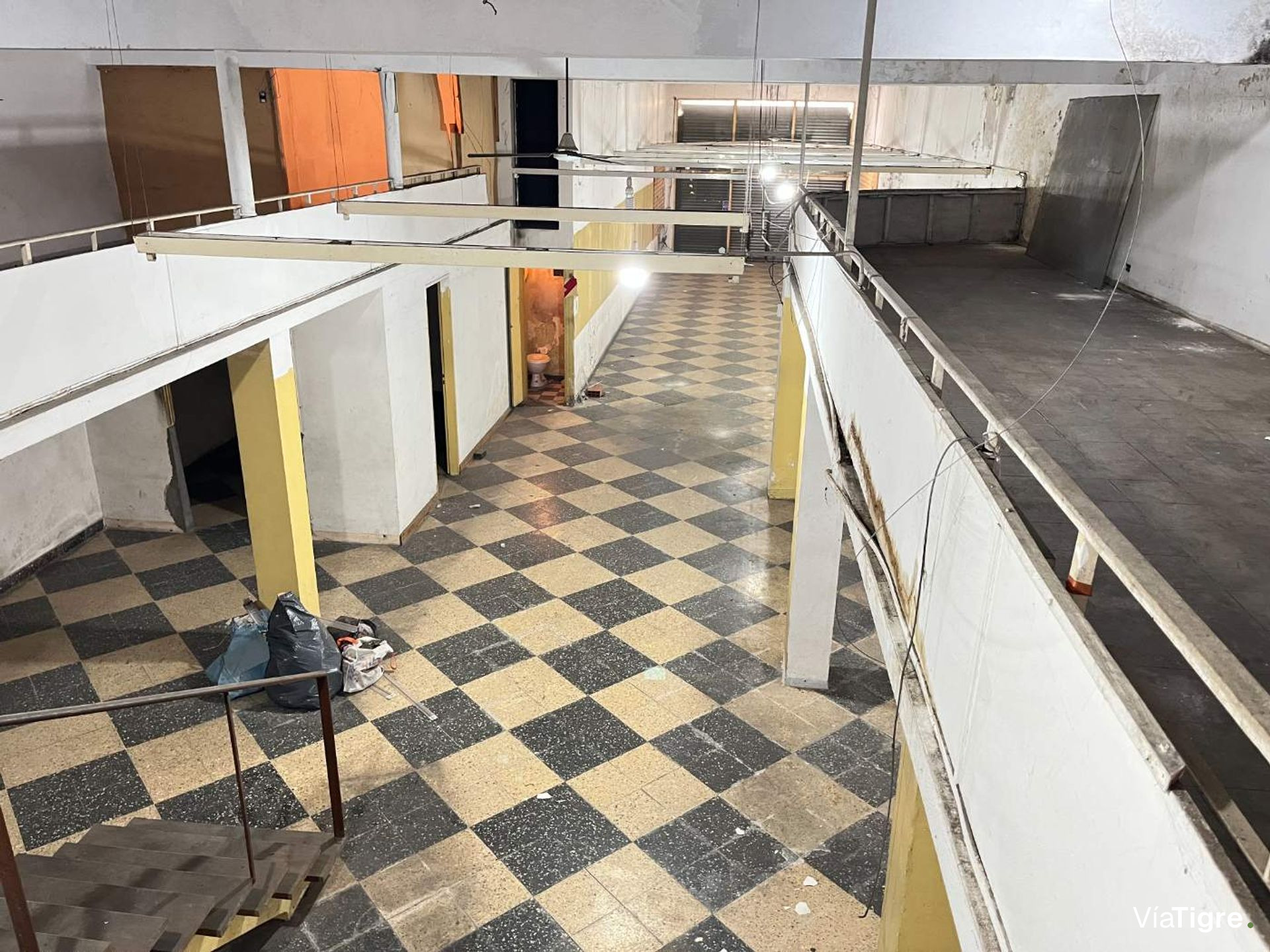 Venta Casa 4 Amb. Con Cochera Y Pileta En Olivos