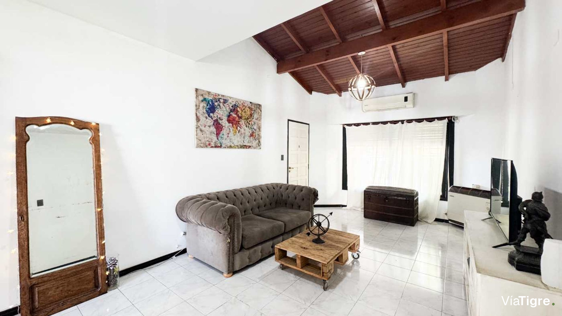 Venta Casa 4 Amb. Con Cochera Y Pileta En Olivos