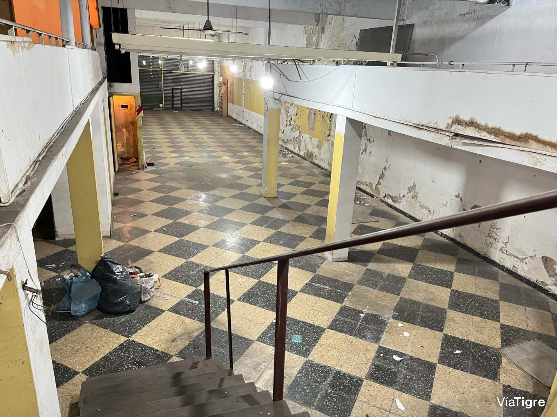 Venta Casa 4 Amb. Con Cochera Y Pileta En Olivos