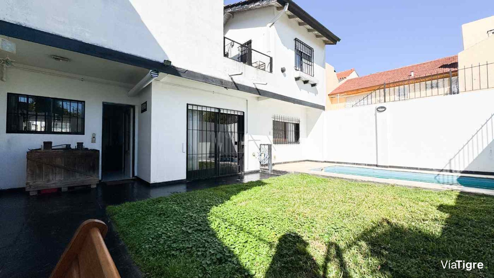 Venta Casa 4 Amb. Con Cochera Y Pileta En Olivos
