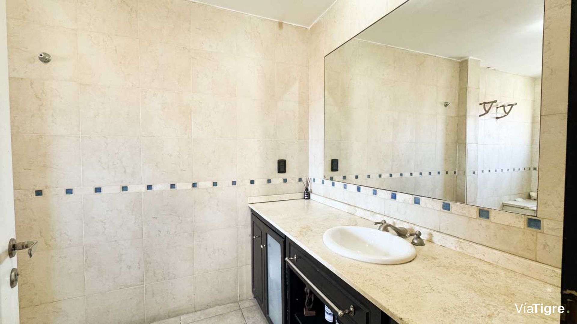 Venta Casa 4 Amb. Con Cochera Y Pileta En Olivos