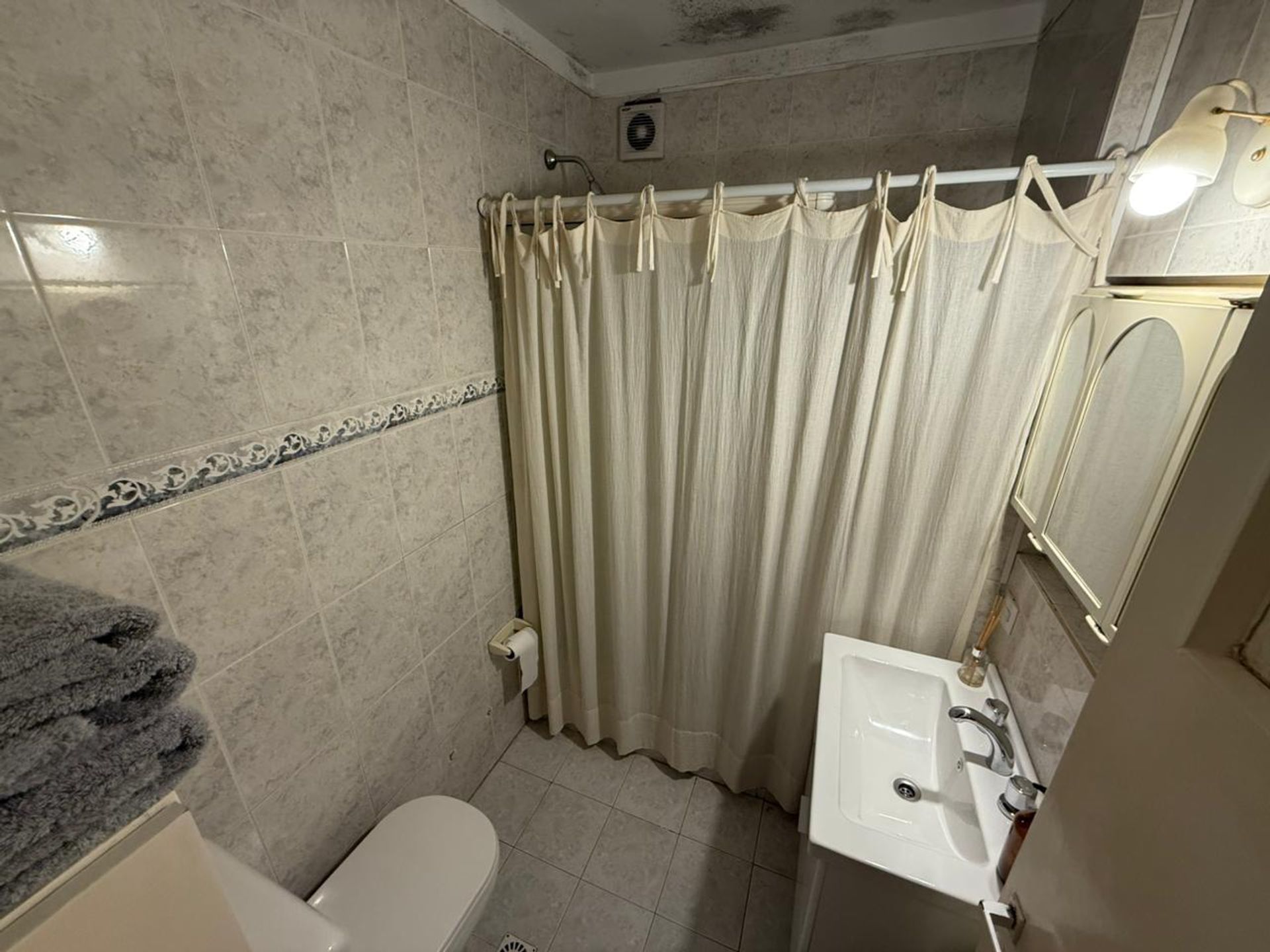 PH EN VENTA EN VILLA MARTELLI a RECICLAR