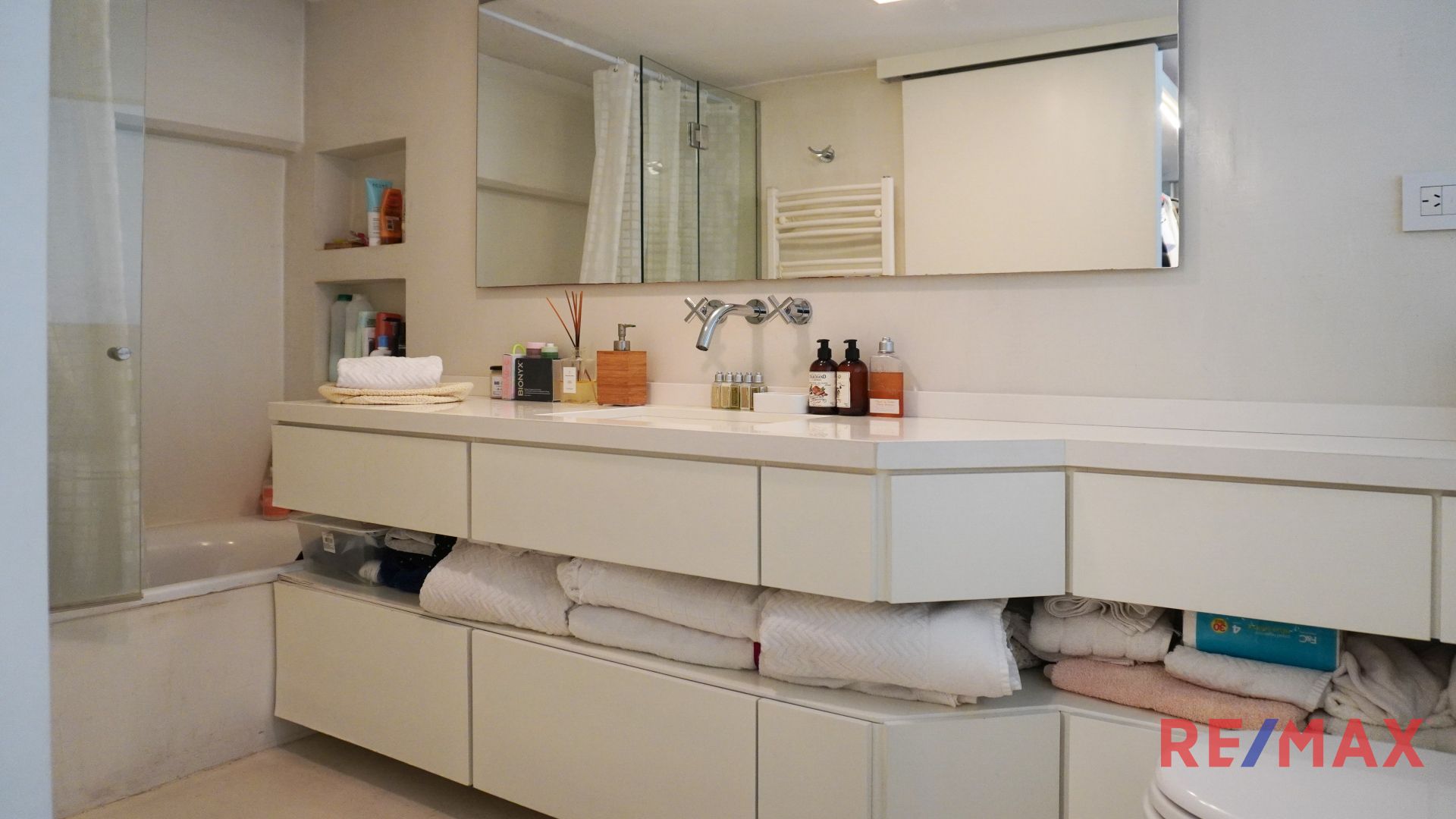 Venta departamento loft de 2 amb en Martínez