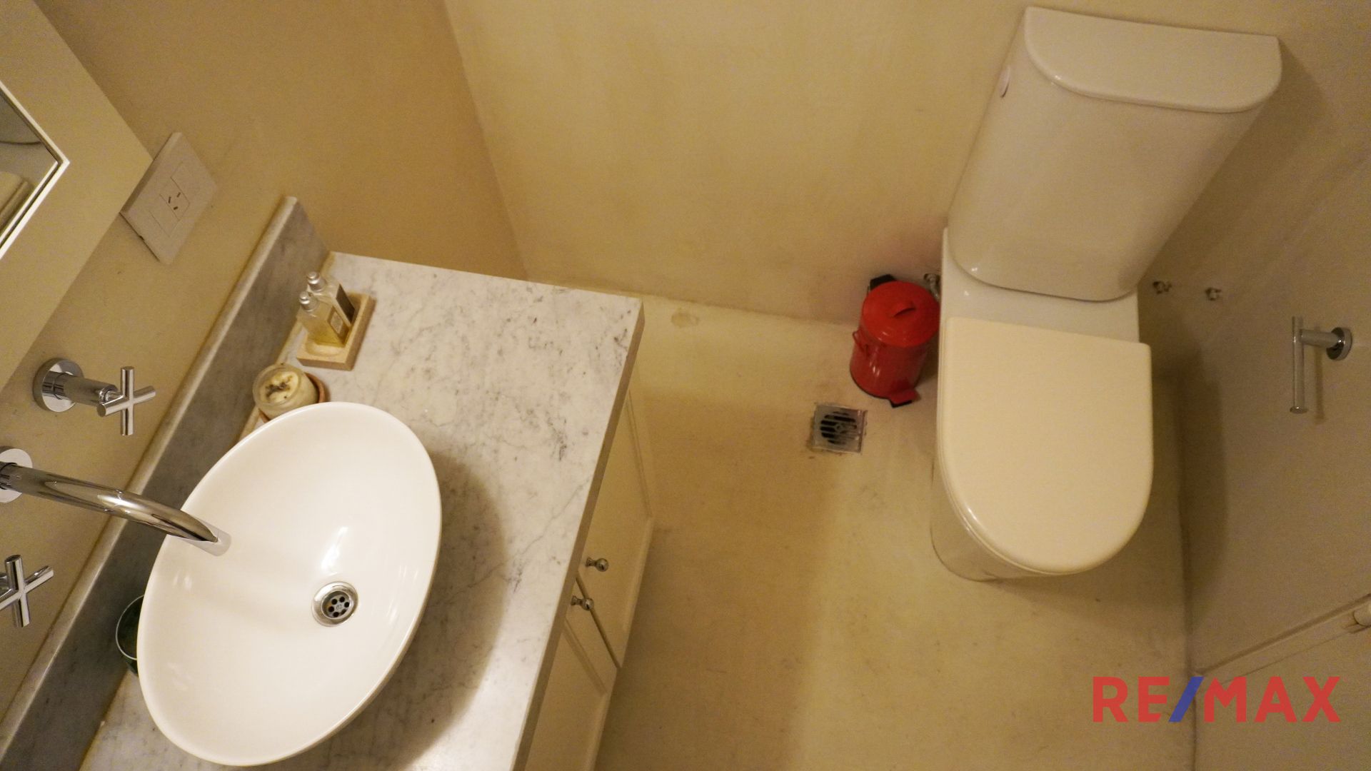 Venta departamento loft de 2 amb en Martínez
