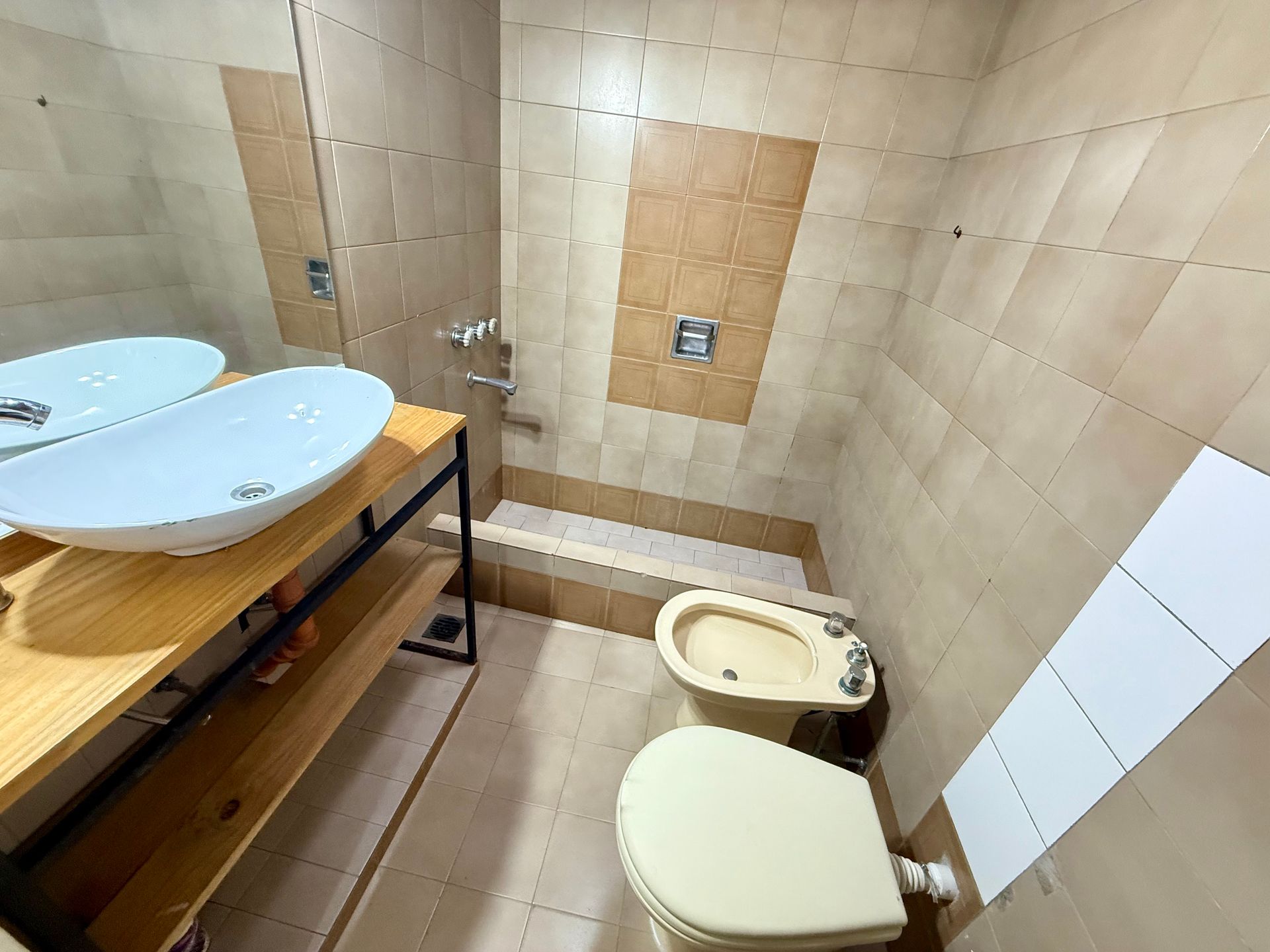 Venta Casa 4 Amb en Beccar con patio, Cochera cub.