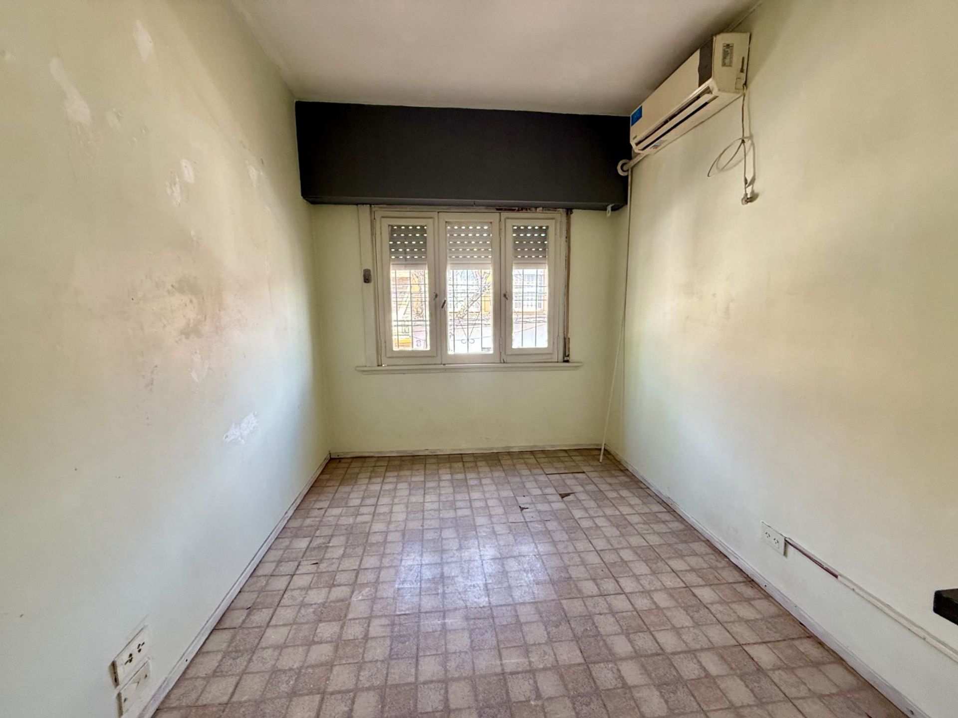 Venta Casa 4 Amb en Beccar con patio, Cochera cub.