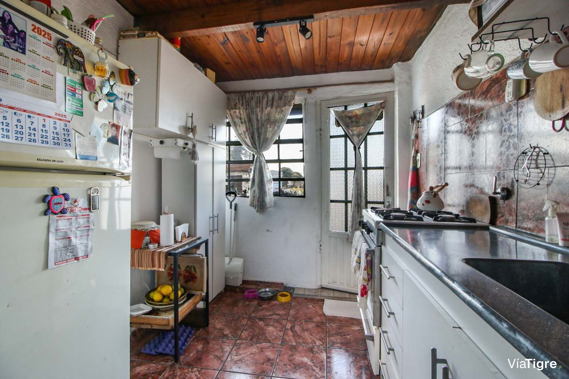 Alquiler duplex 3 dormitorios San Isidro Central
