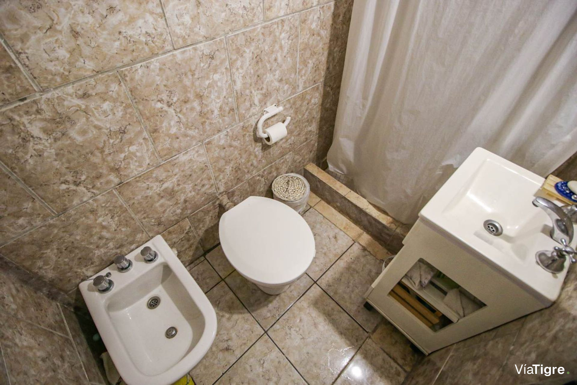 Alquiler duplex 3 dormitorios San Isidro Central