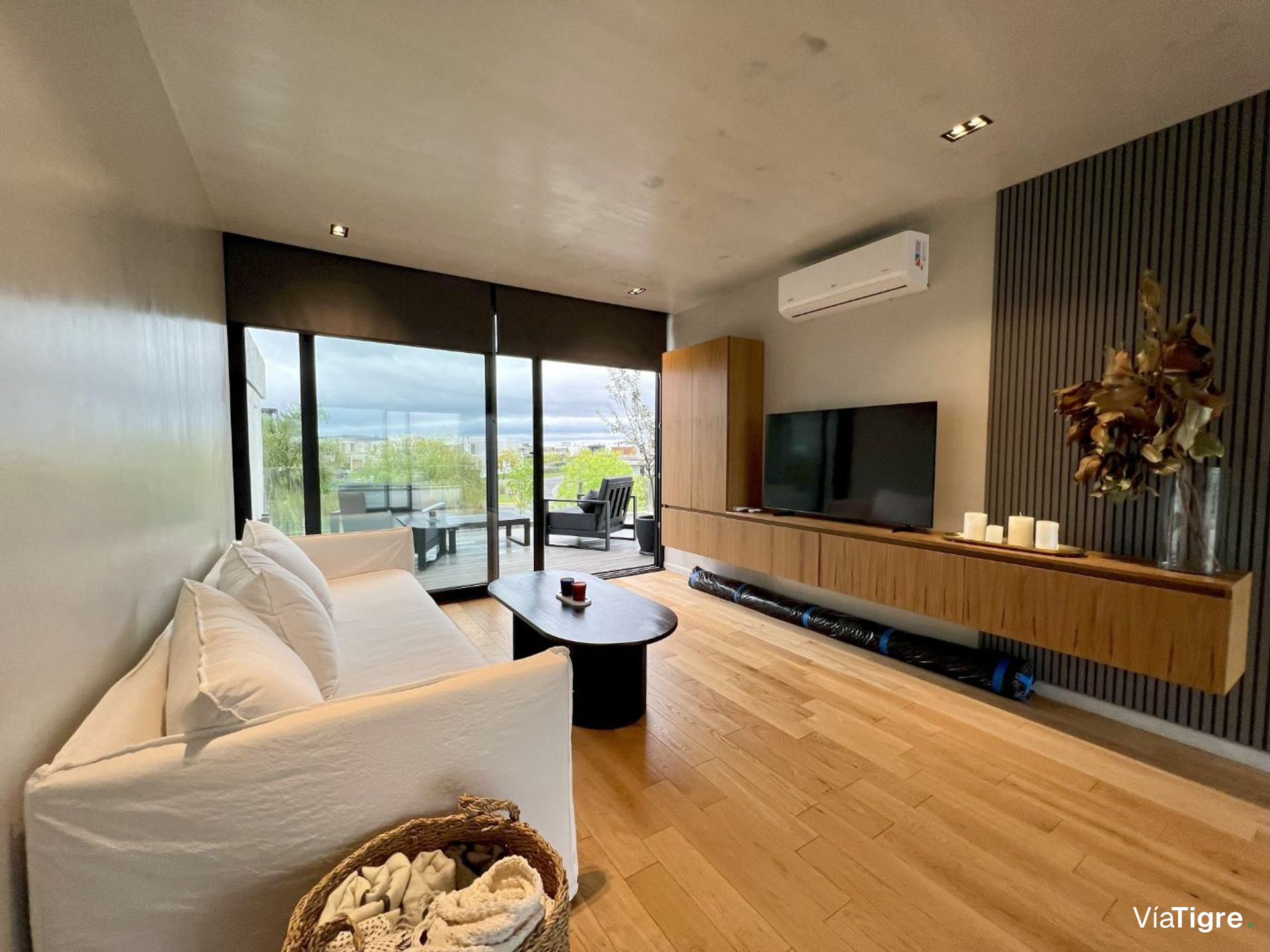Venta Casa Con Amarra Propia. Santa Catalina