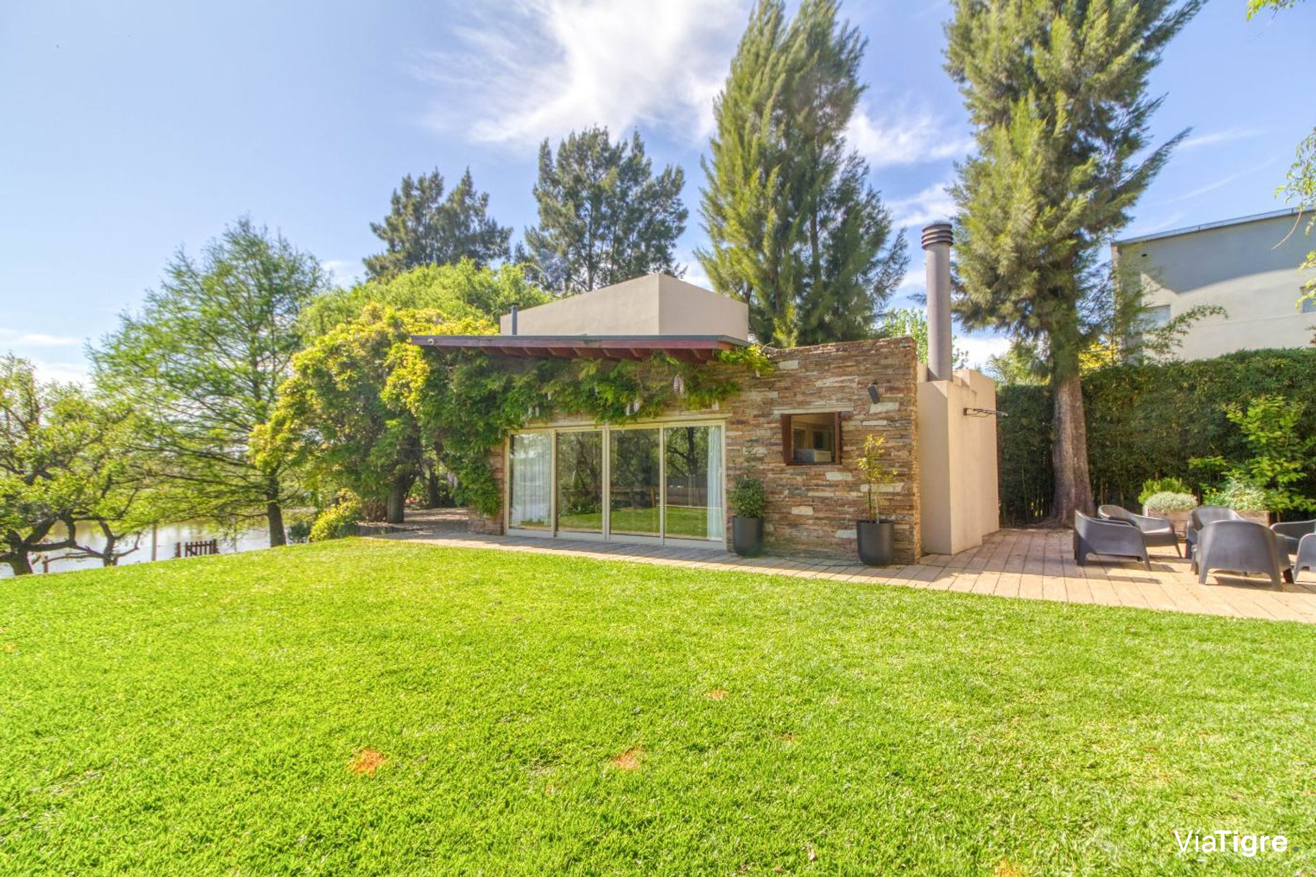 Venta Casa Con Amarra Propia. Santa Catalina
