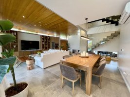 Venta Casa Con Amarra Propia. Santa Catalina