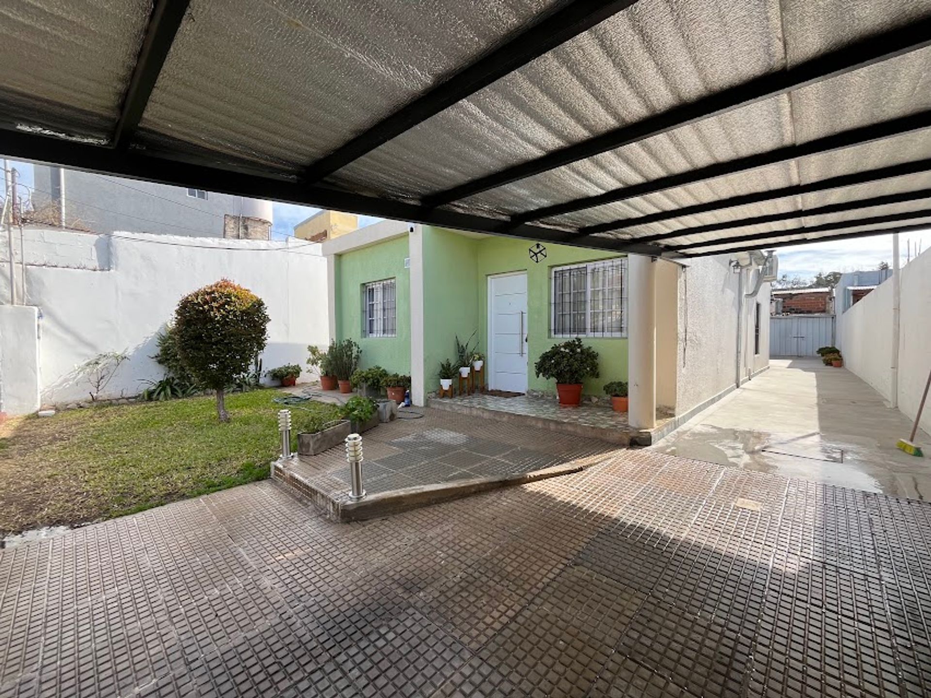 House for Sale on Calle Amarra in Albanueva, Milberg's Corner