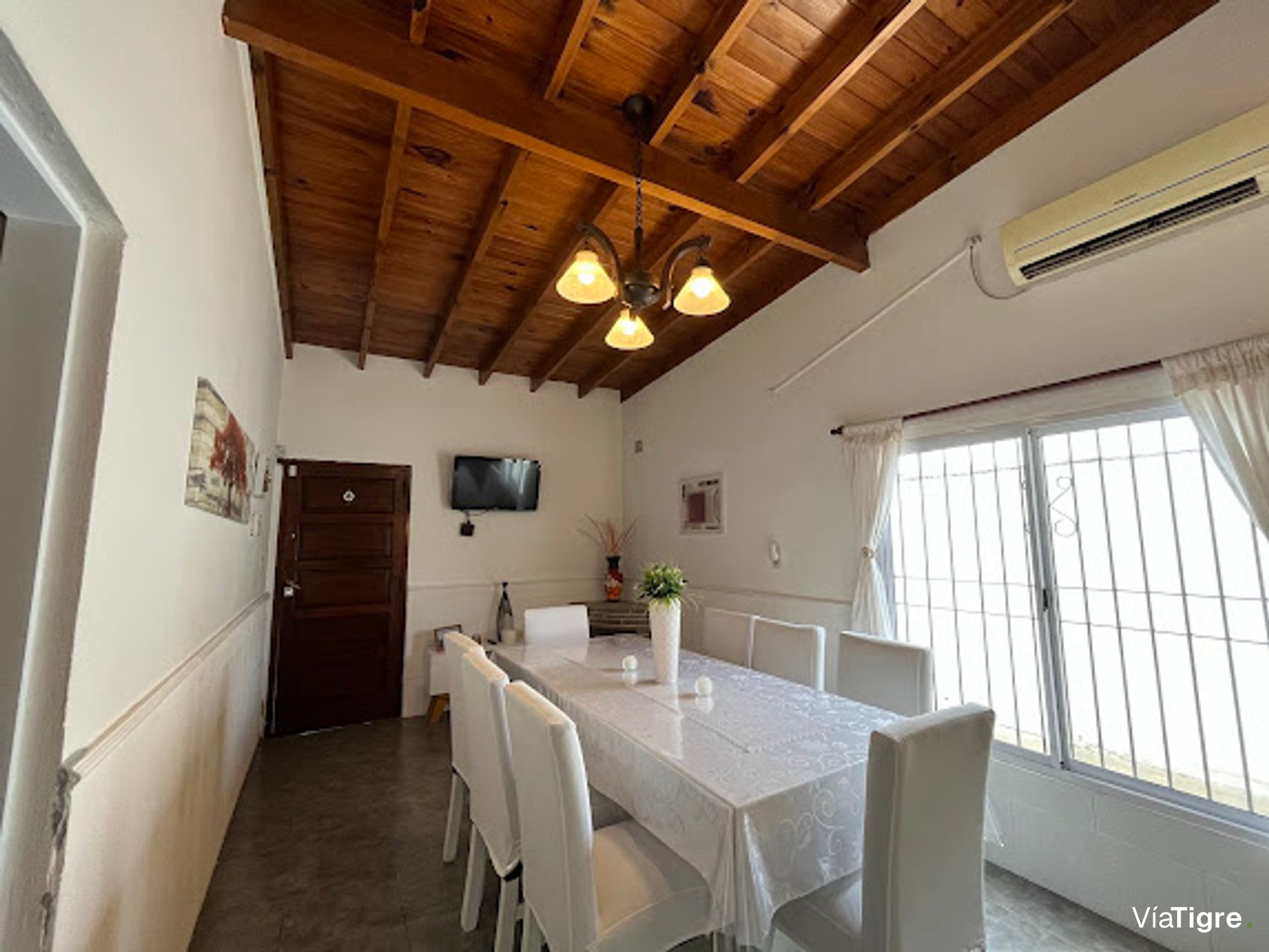 Venta Casa En Albanueva Con Amarra 5 Amb.
