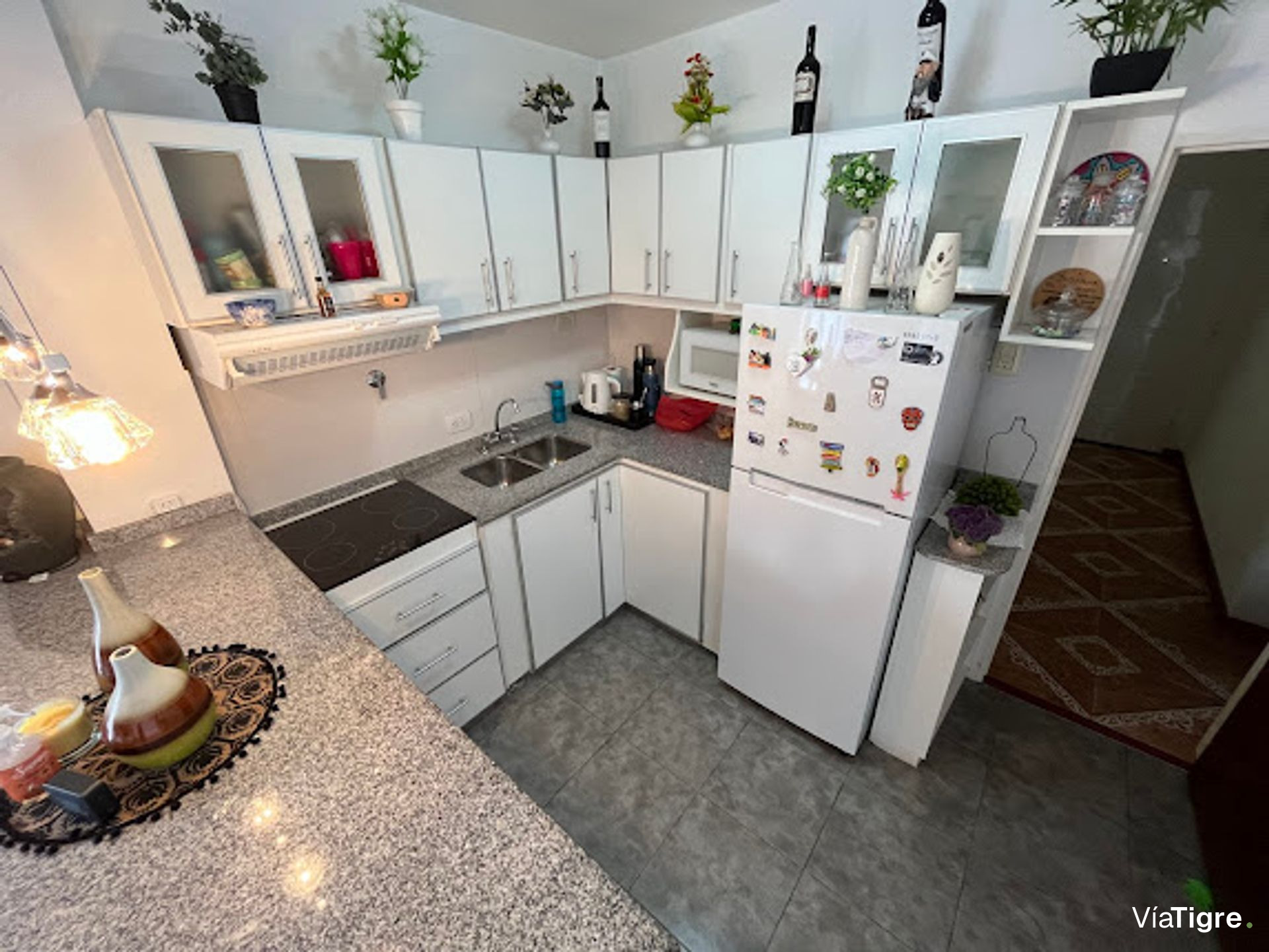 Venta Casa En Albanueva Con Amarra 5 Amb.