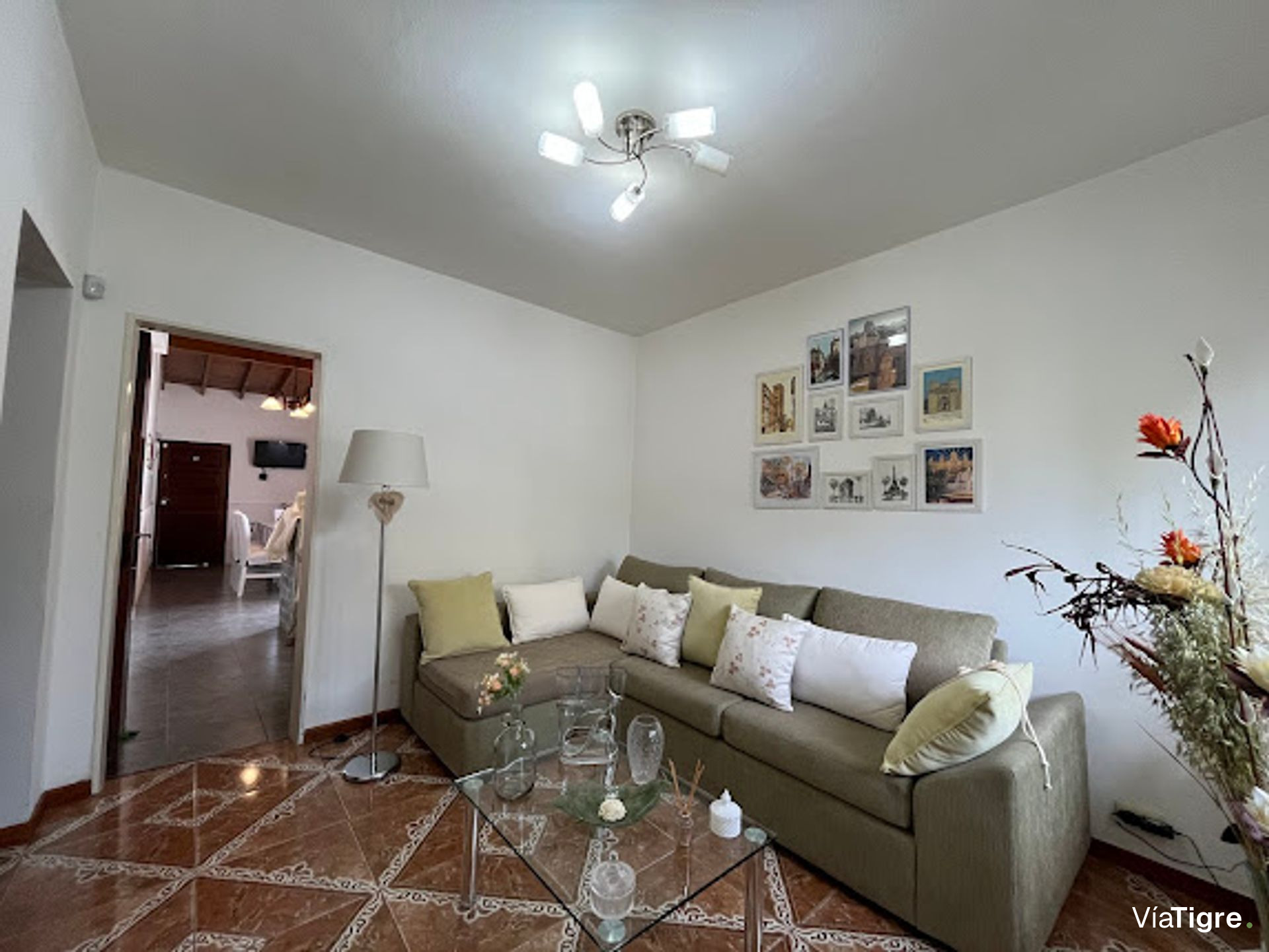 Venta Casa En Albanueva Con Amarra 5 Amb.