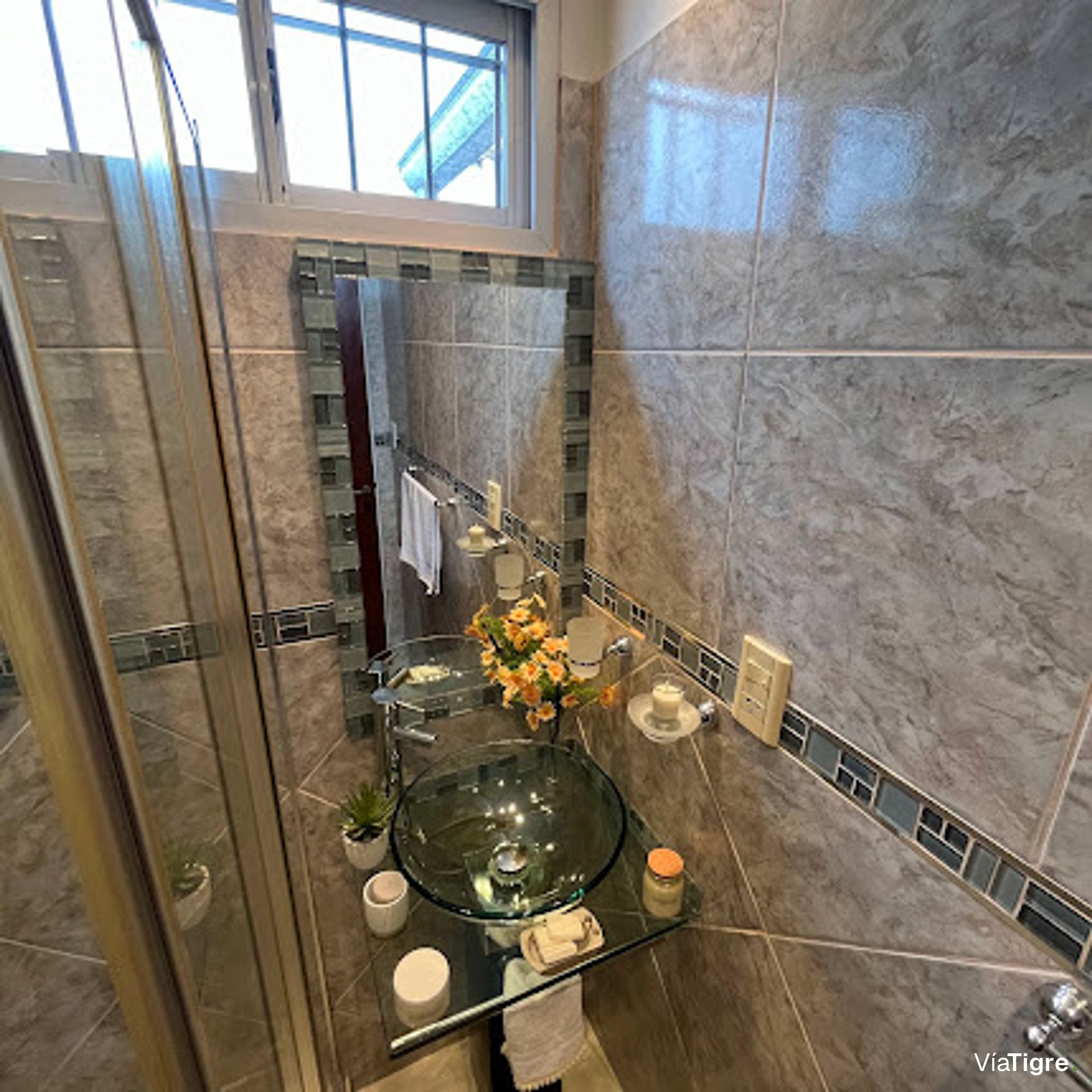 Venta Casa En Albanueva Con Amarra 5 Amb.