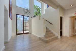 House for Sale on Calle Amarra in Albanueva, Milberg's Corner