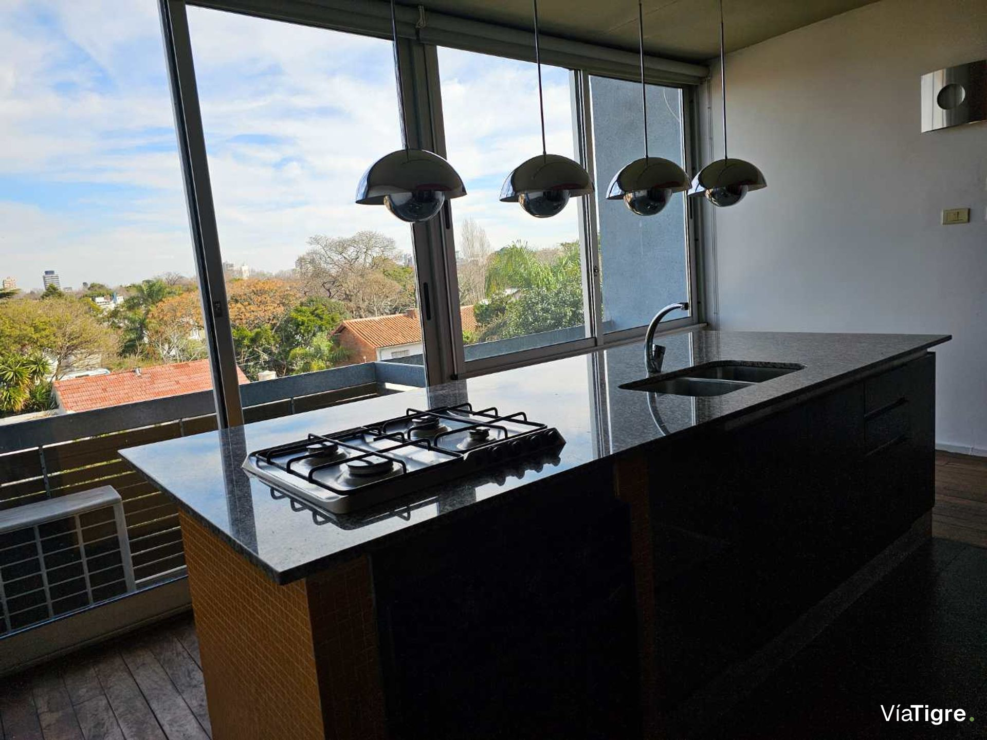 Duplex Terraza 2 dormit 2 cocheras Venta La Lucila
