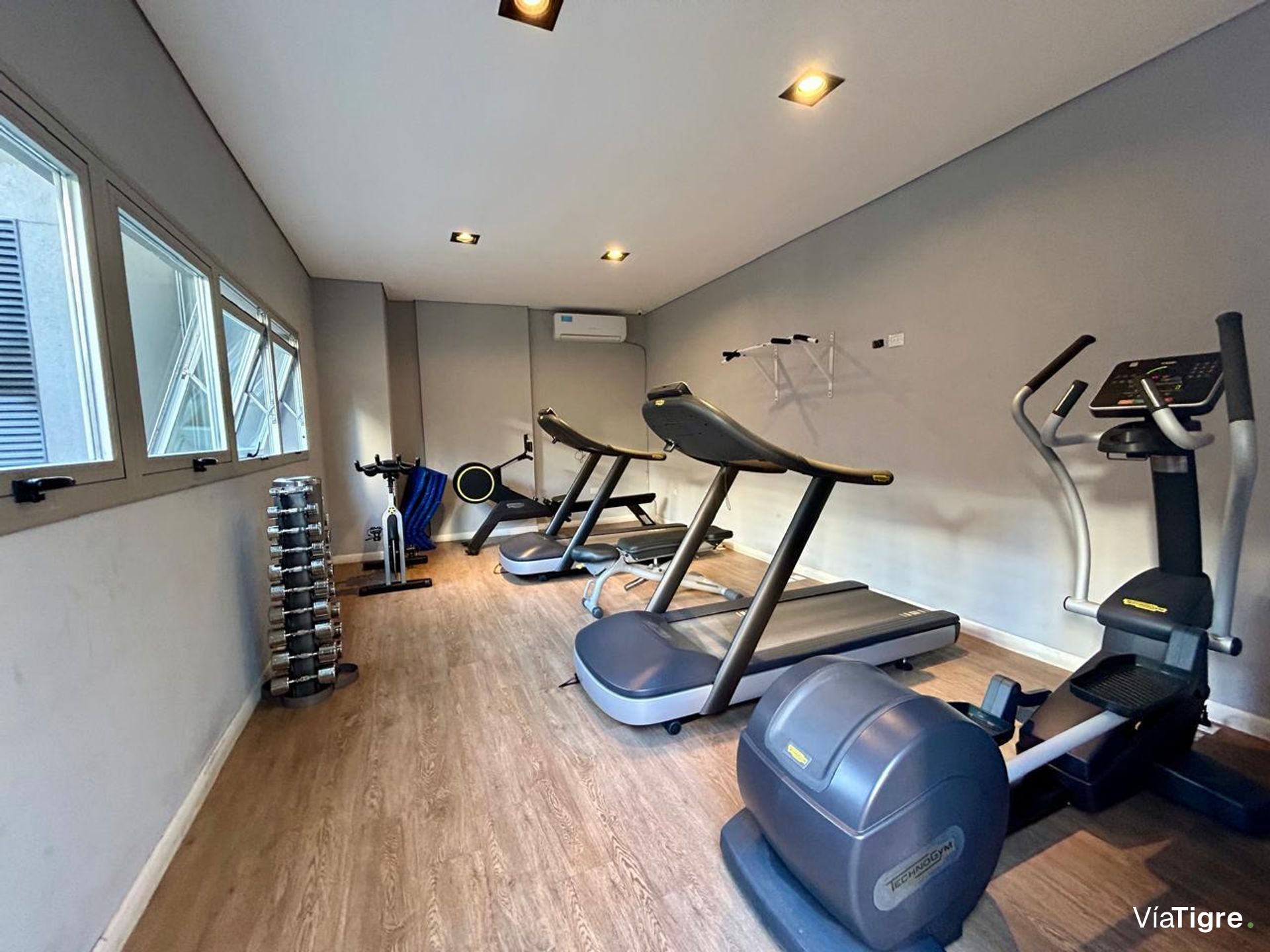 Venta Monoambiente Amoblado Tigre Pileta Seg 24Hs