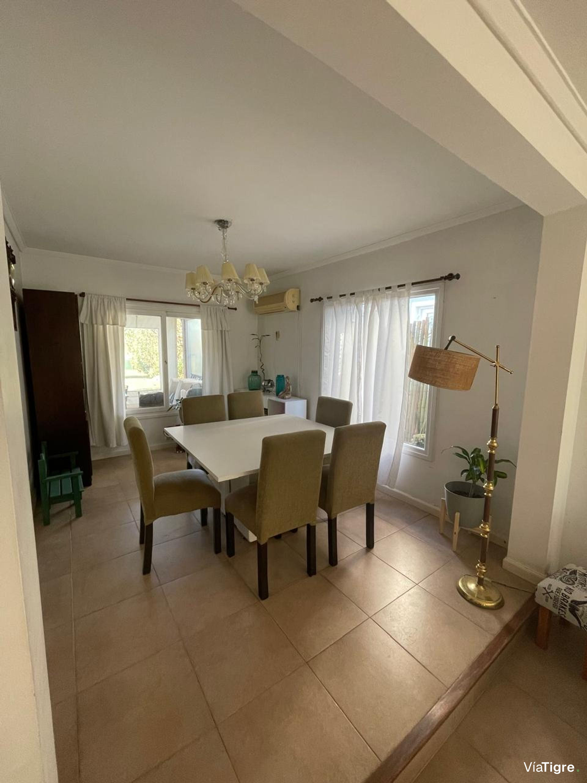 Alquiler.Casa, 5 Amb , Barrancas de San José.