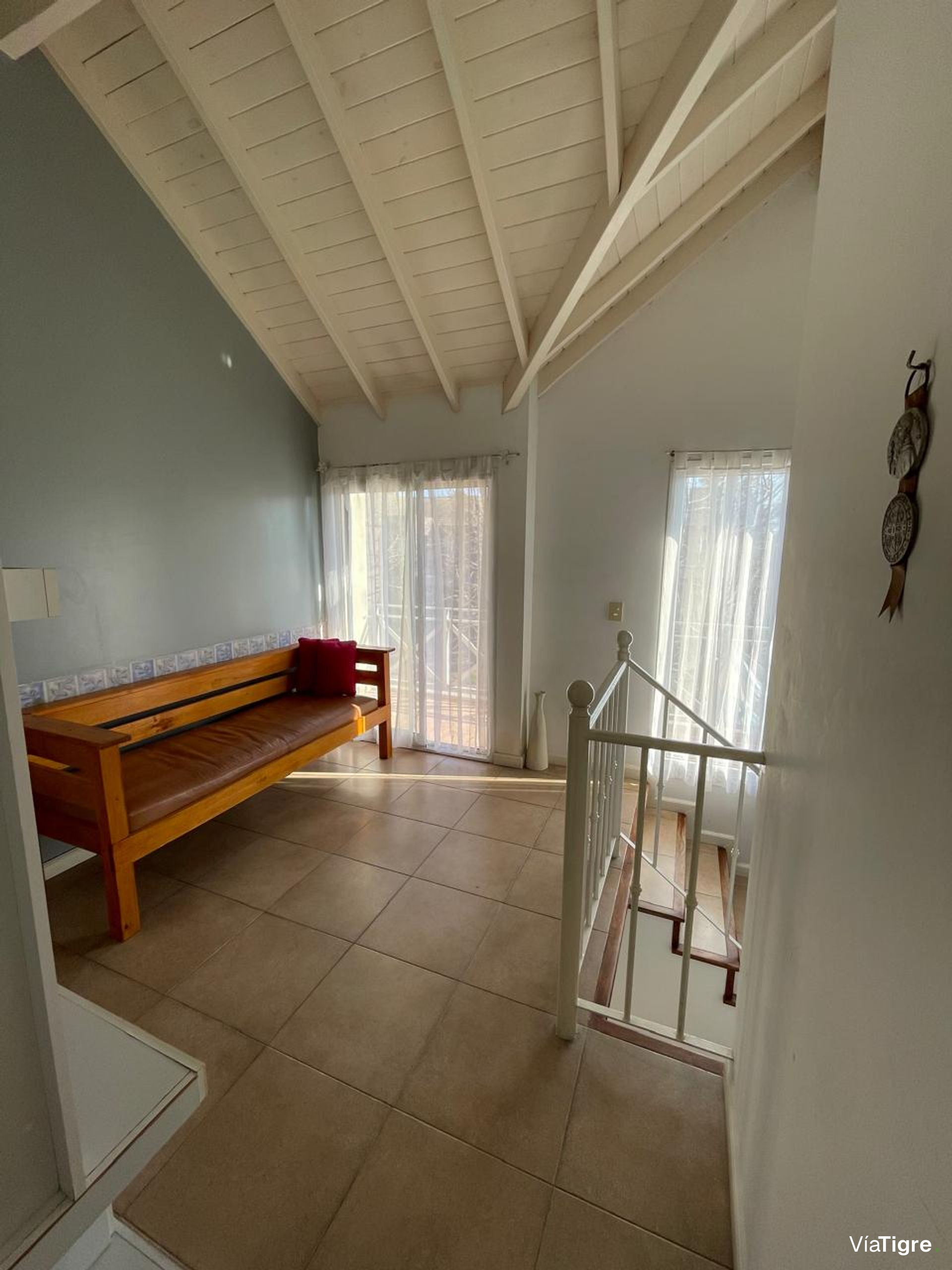 Alquiler.Casa, 5 Amb , Barrancas de San José.