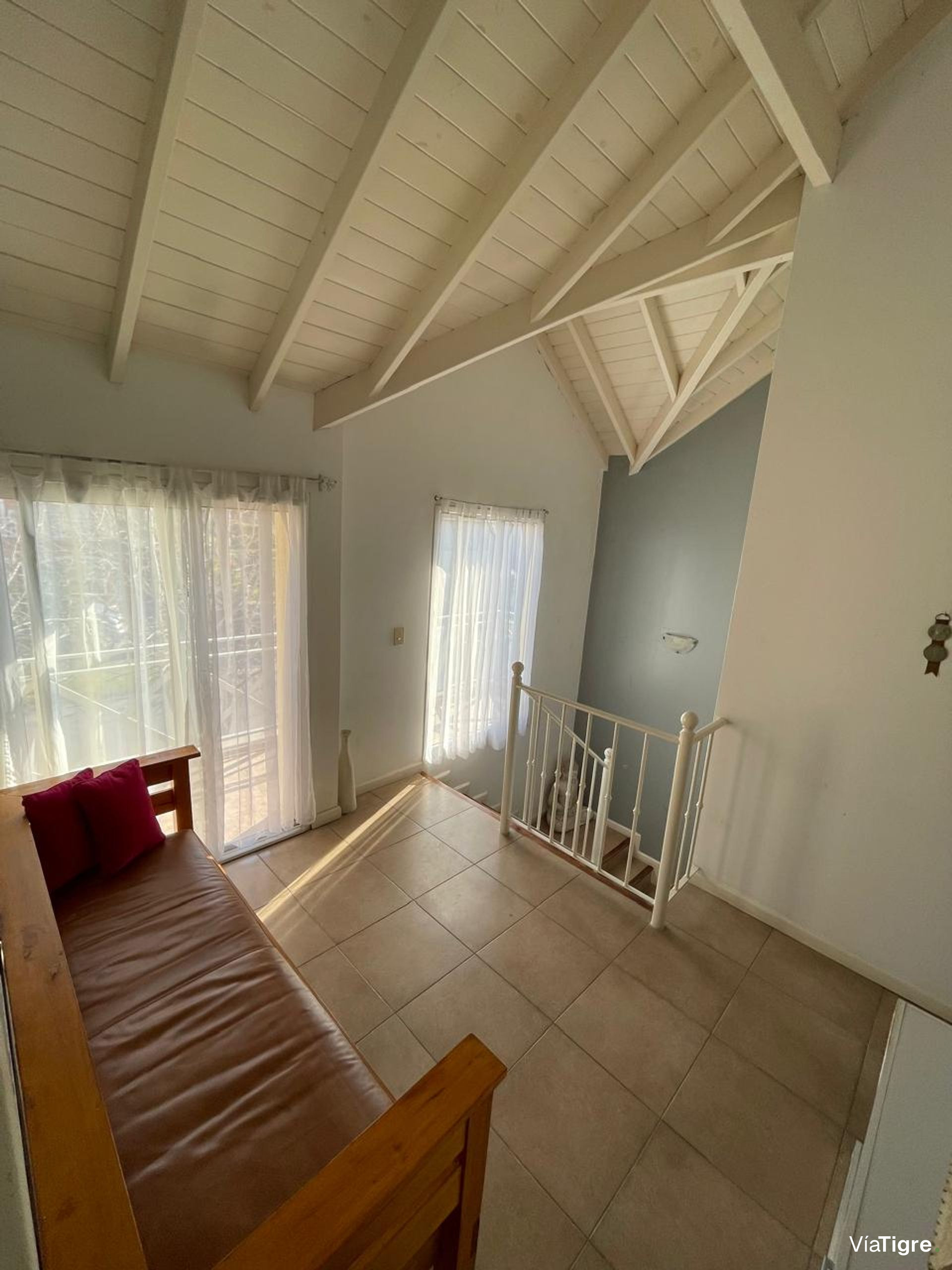 Alquiler.Casa, 5 Amb , Barrancas de San José.