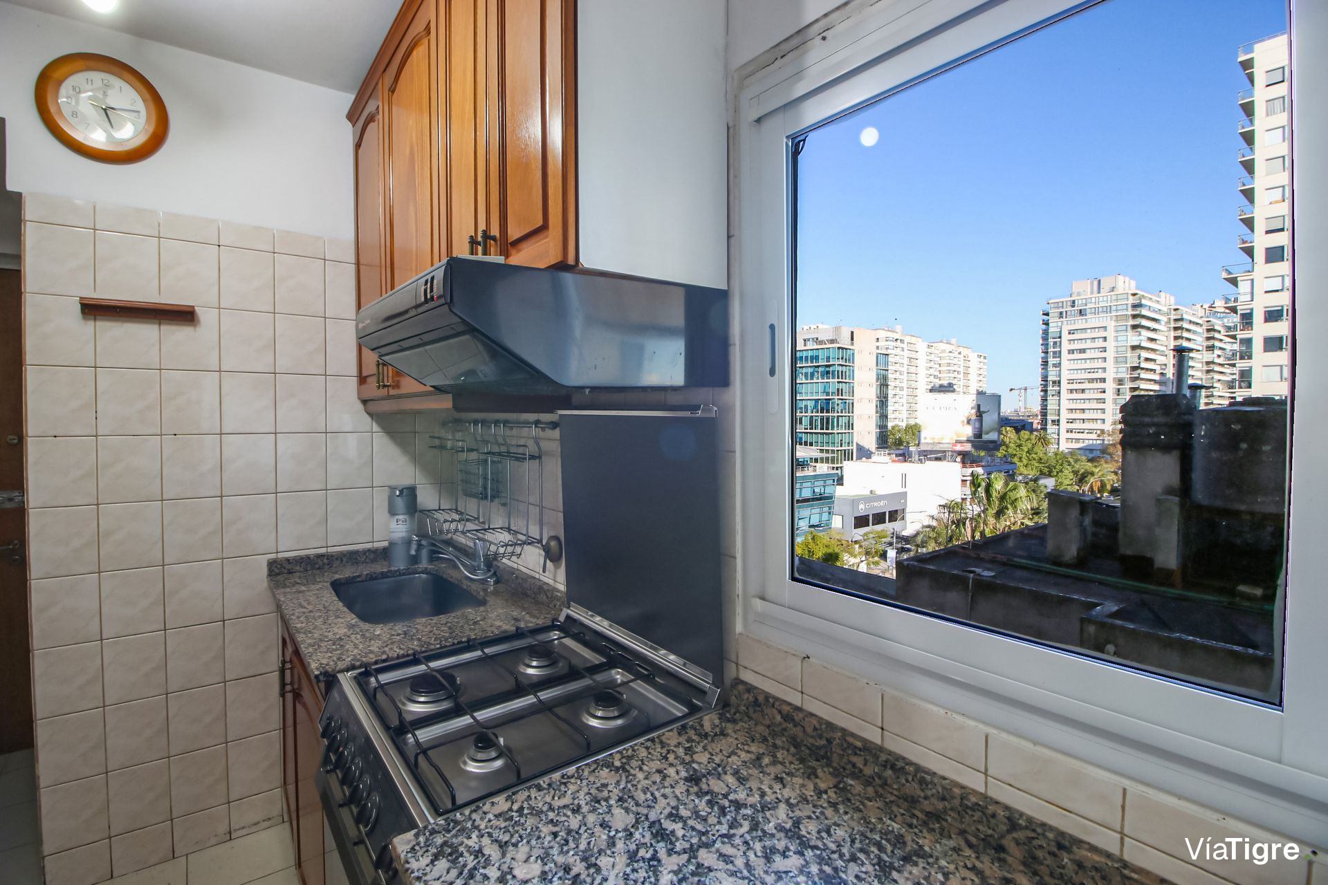 Alquiler departamento 2 ambientes Olivos con patio