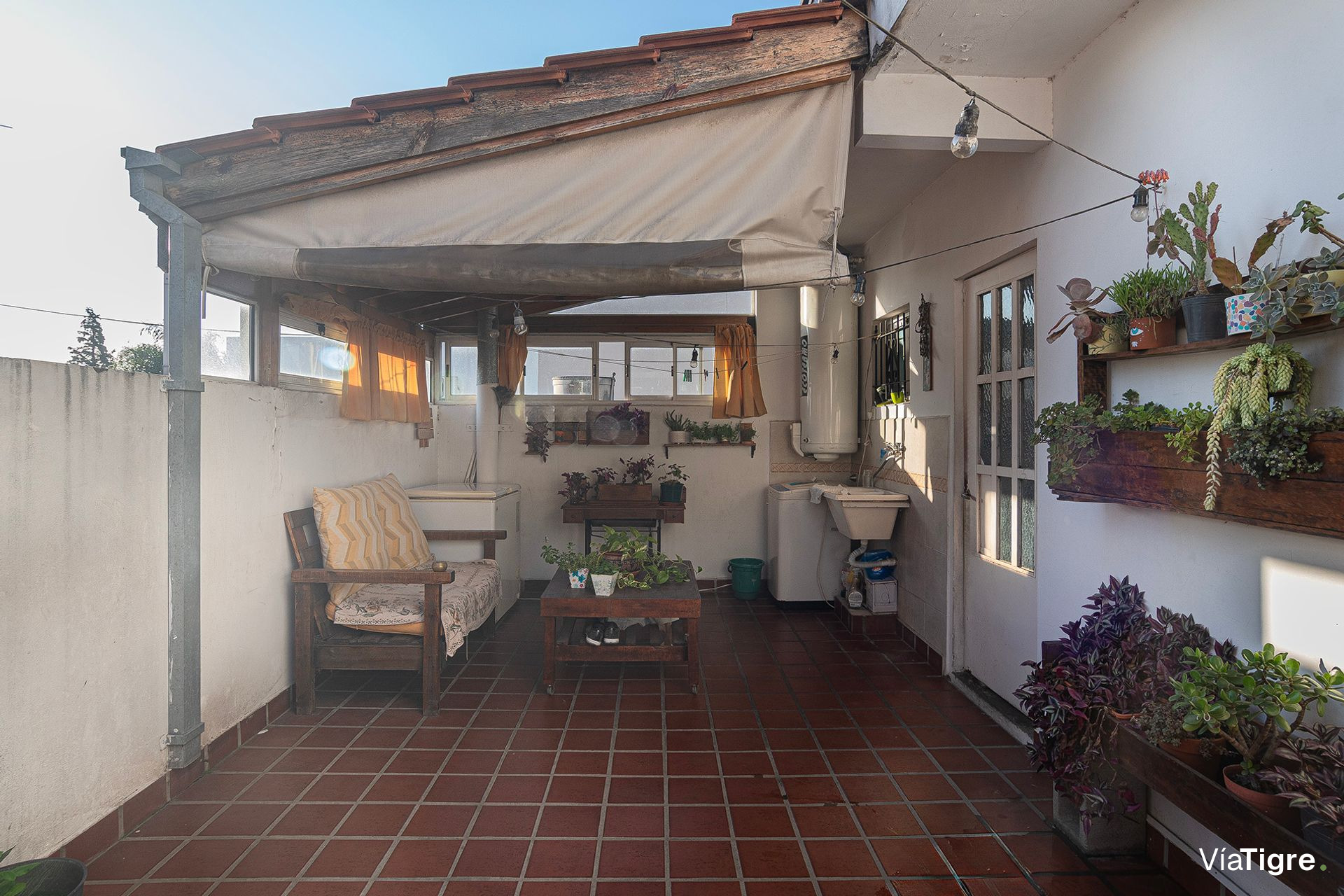 Venta PH 3 ambientes Carapachay - Luminoso
