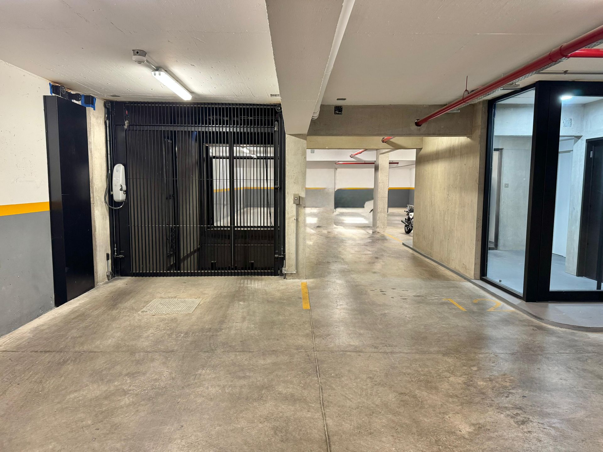 Venta Oficina Premium amoblada 2 cocheras Olivos