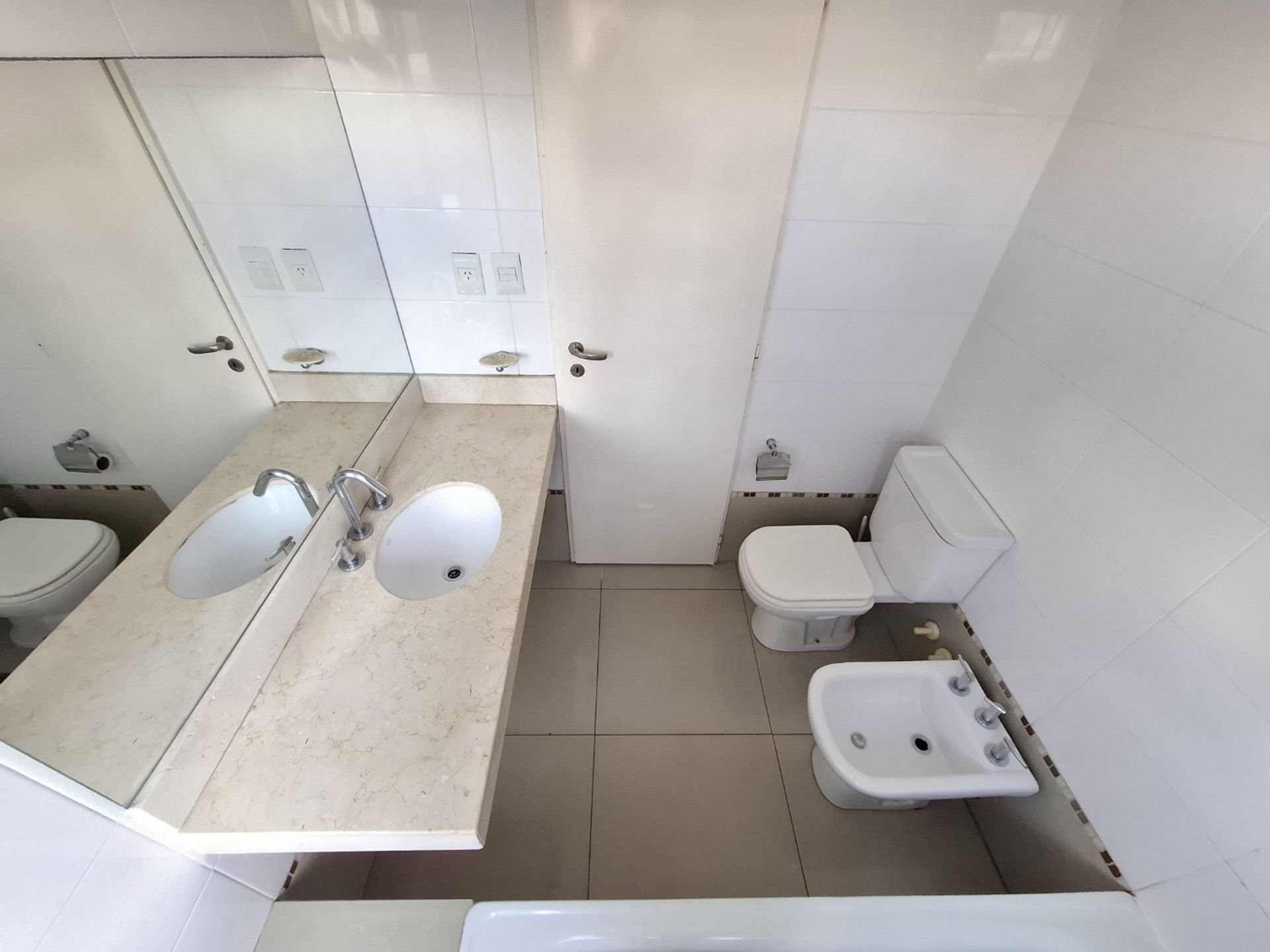 Venta casa 3 ambientes jardín cocheraVilla Adelina