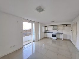 House for sale 3 rooms garden garage Villa Adelina