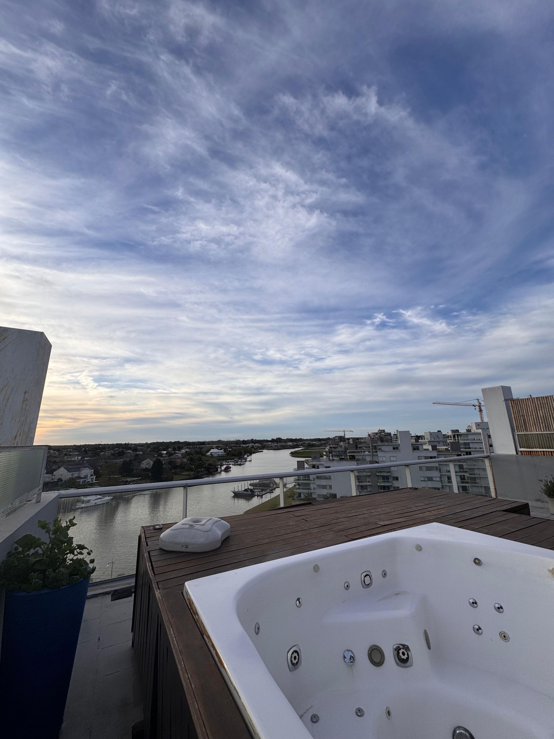 Venta Departamento 2 Amb Con Terraza En Nordelta