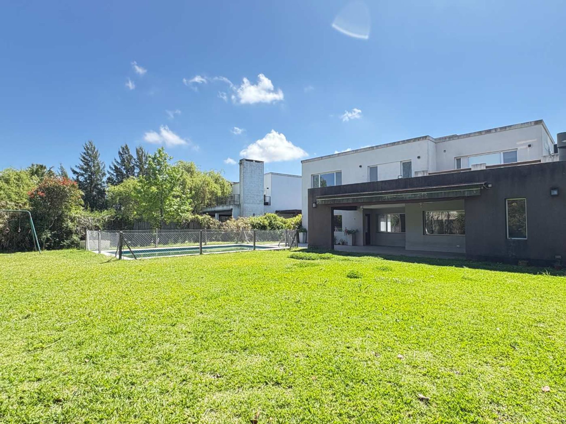 CASA alquiler 3 dormitorios en SUITE + 2 PLAYROOM